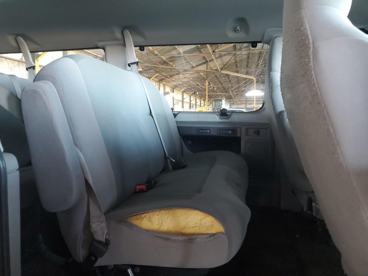 2010 Ford Econoline E350 Super Duty Wagon VIN: 1FBSS3BL5ADA05012 Lot: 67135214