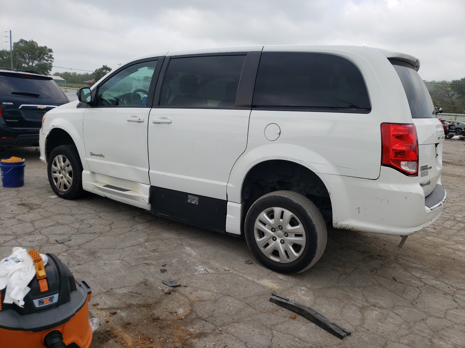 2C4RDGBG0JR245578 2018 Dodge Grand Caravan Se