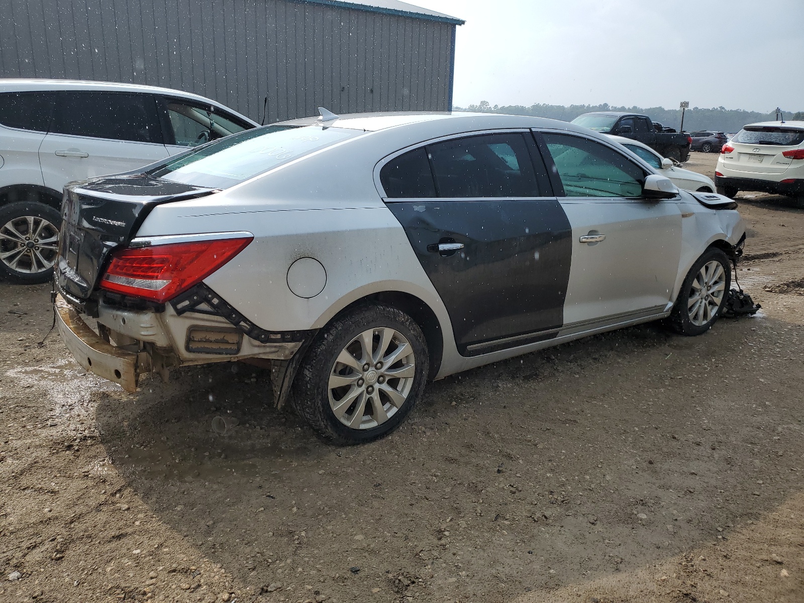 2014 Buick Lacrosse vin: 1G4GA5GR3EF186811