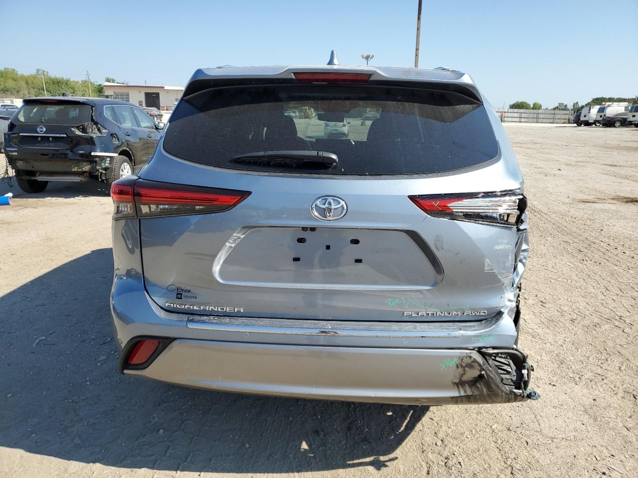2022 Toyota Highlander Platinum VIN: 5TDFZRBH7NS200949 Lot: 66014884