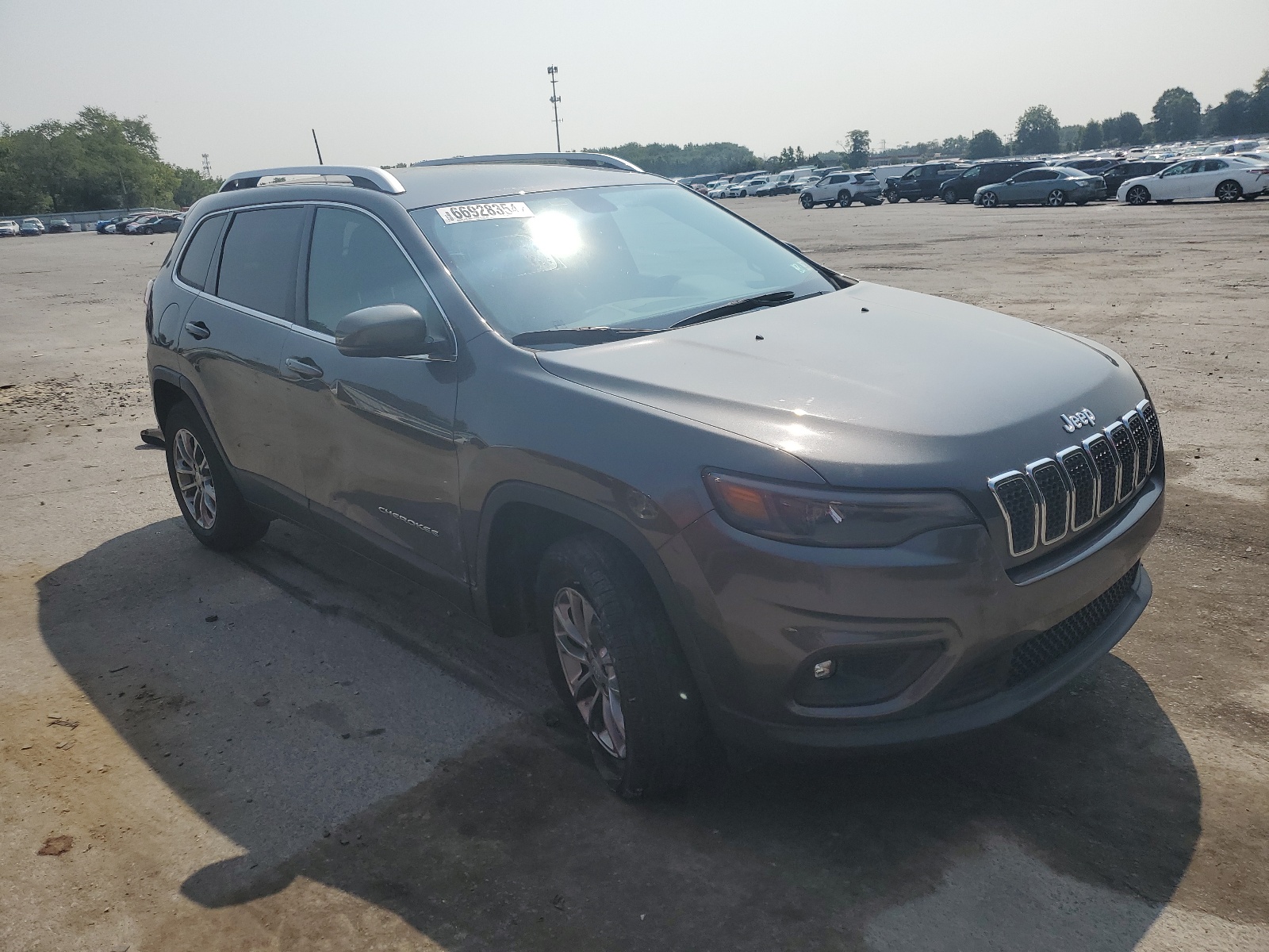 1C4PJMLB3KD336219 2019 Jeep Cherokee Latitude Plus