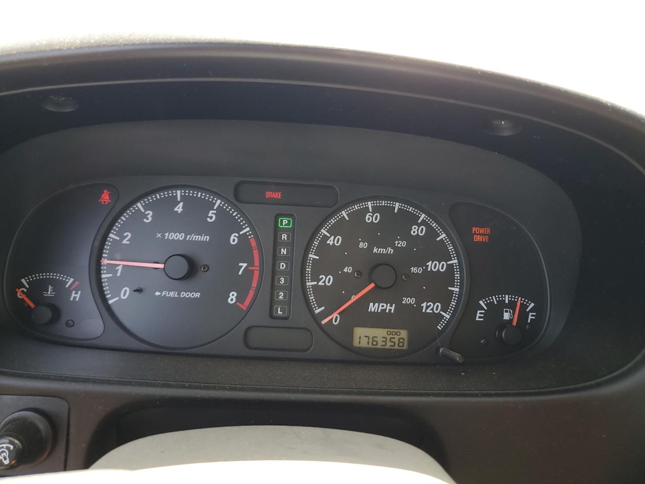 2002 Honda Passport Ex VIN: 4S6DM58W924404294 Lot: 65243314