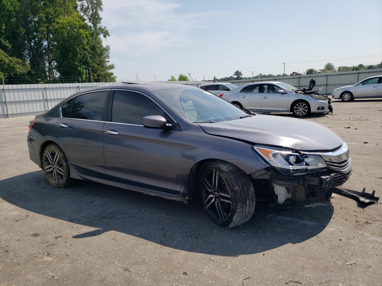 2017 Honda Accord - Image 4