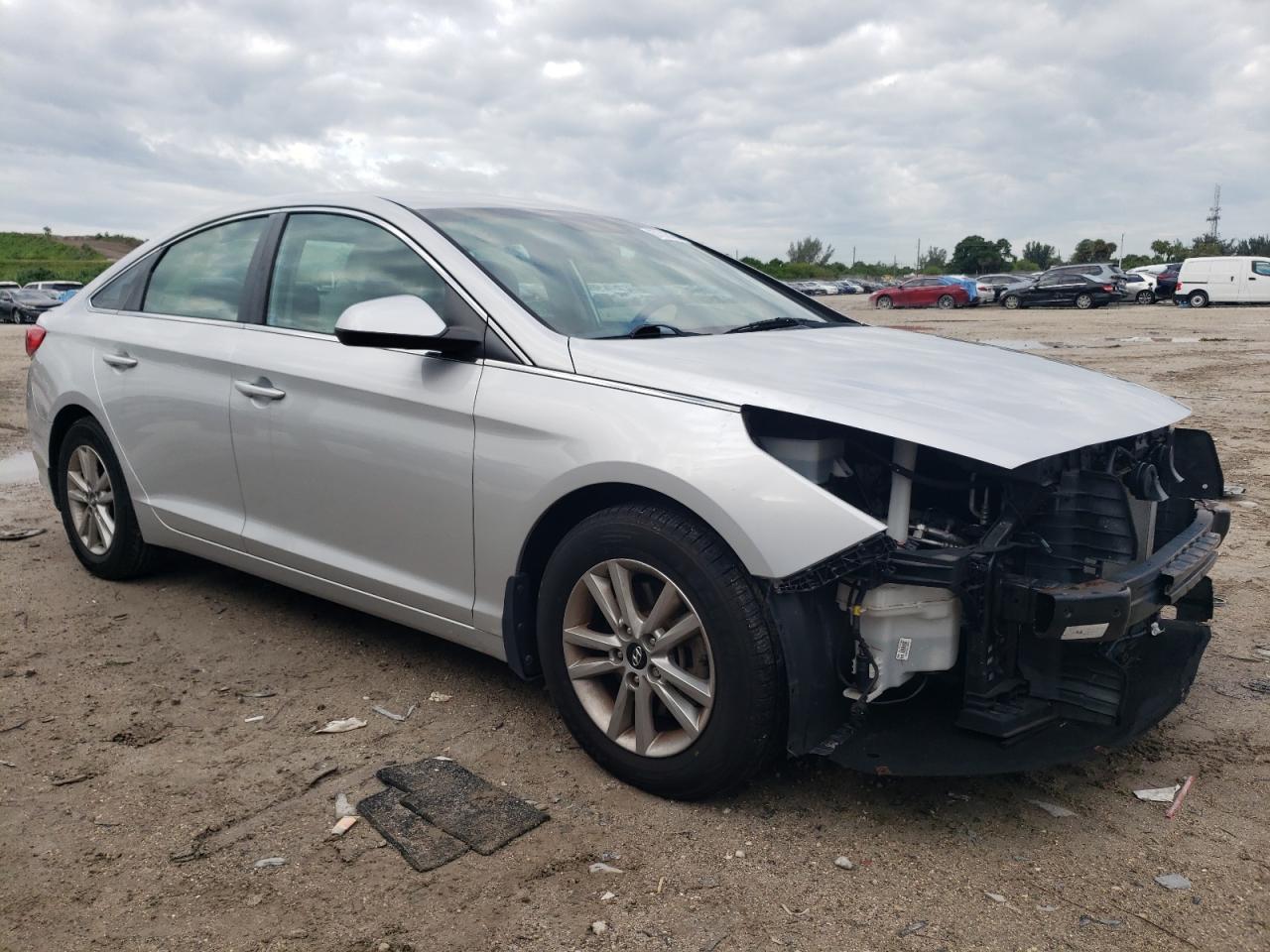 2016 Hyundai Sonata - Image 4