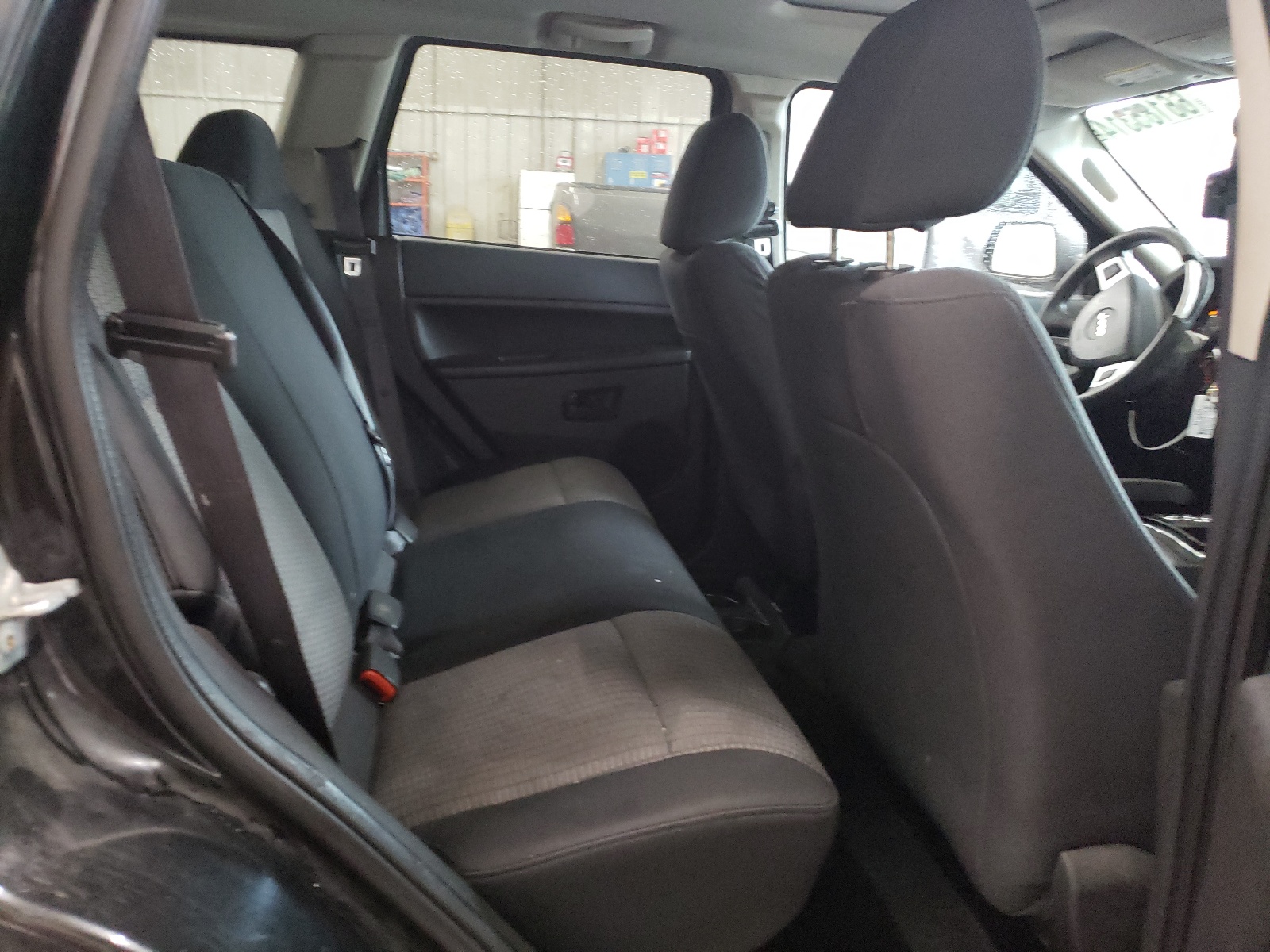 1J8GR48K58C243839 2008 Jeep Grand Cherokee Laredo