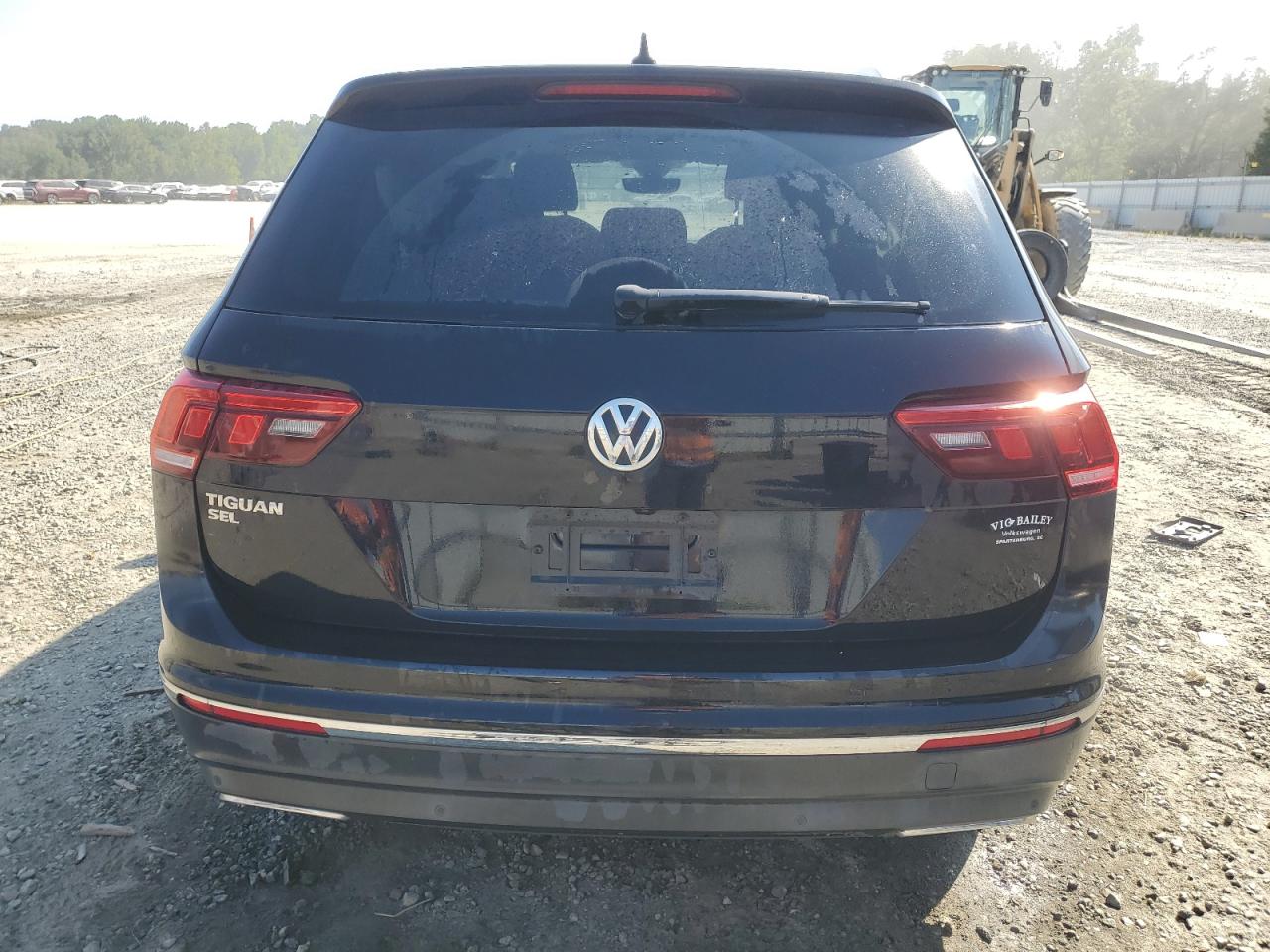 3VV3B7AXXMM053045 2021 Volkswagen Tiguan Se