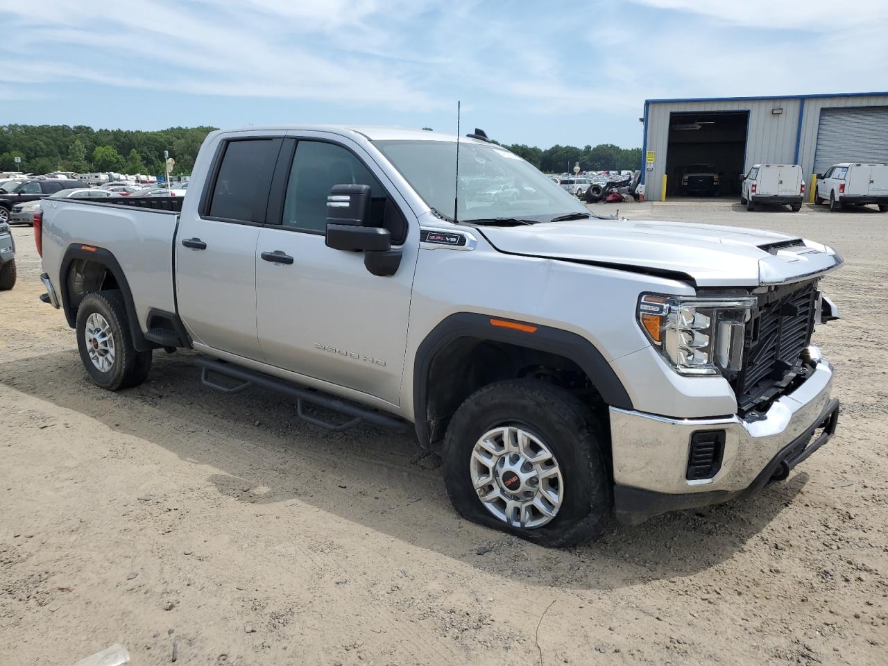 VIN 1GT59LE72PF108811 2023 GMC SIERRA no.4