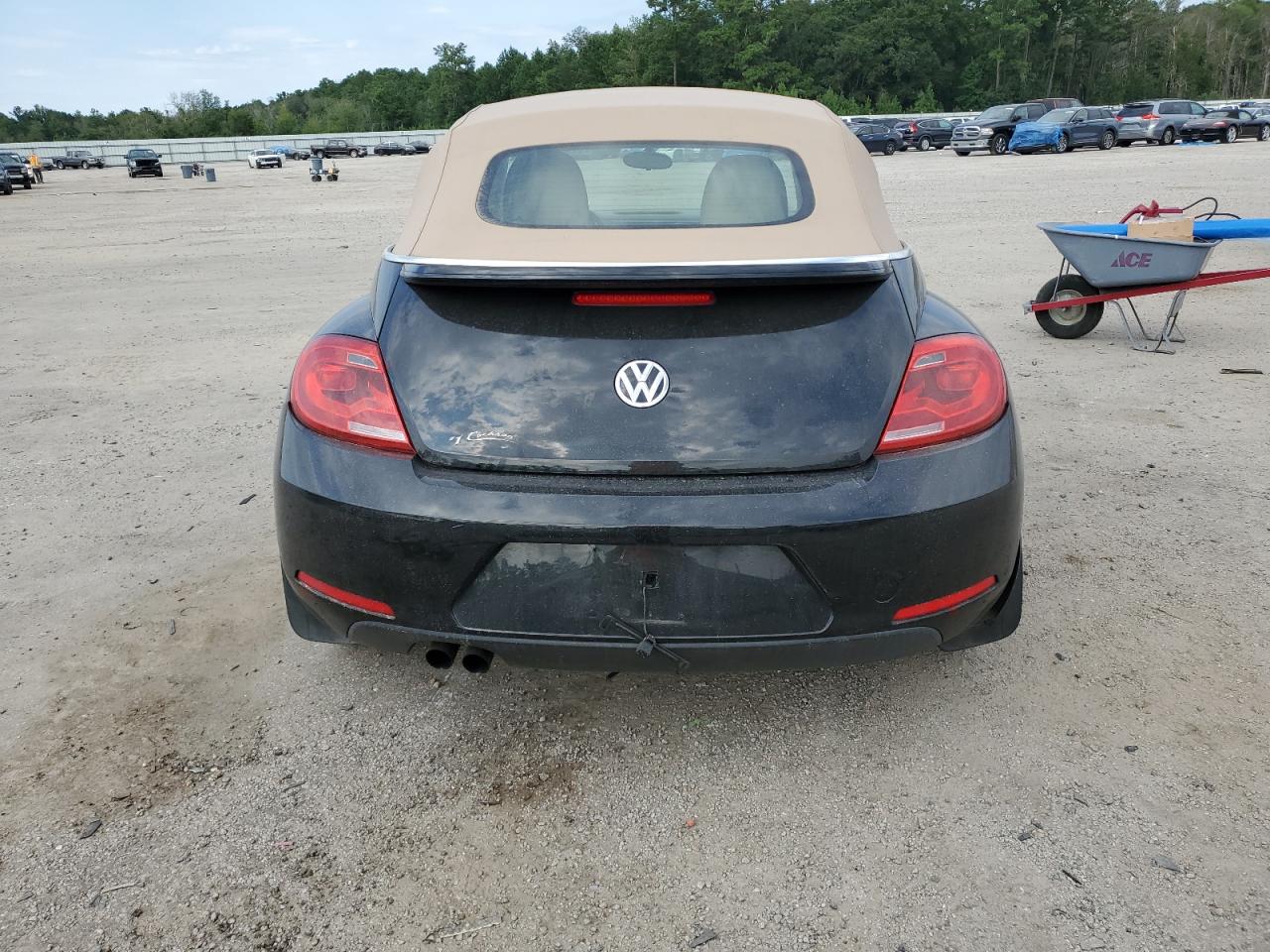 2014 Volkswagen Beetle VIN: 3VW517AT4EM822399 Lot: 67241944