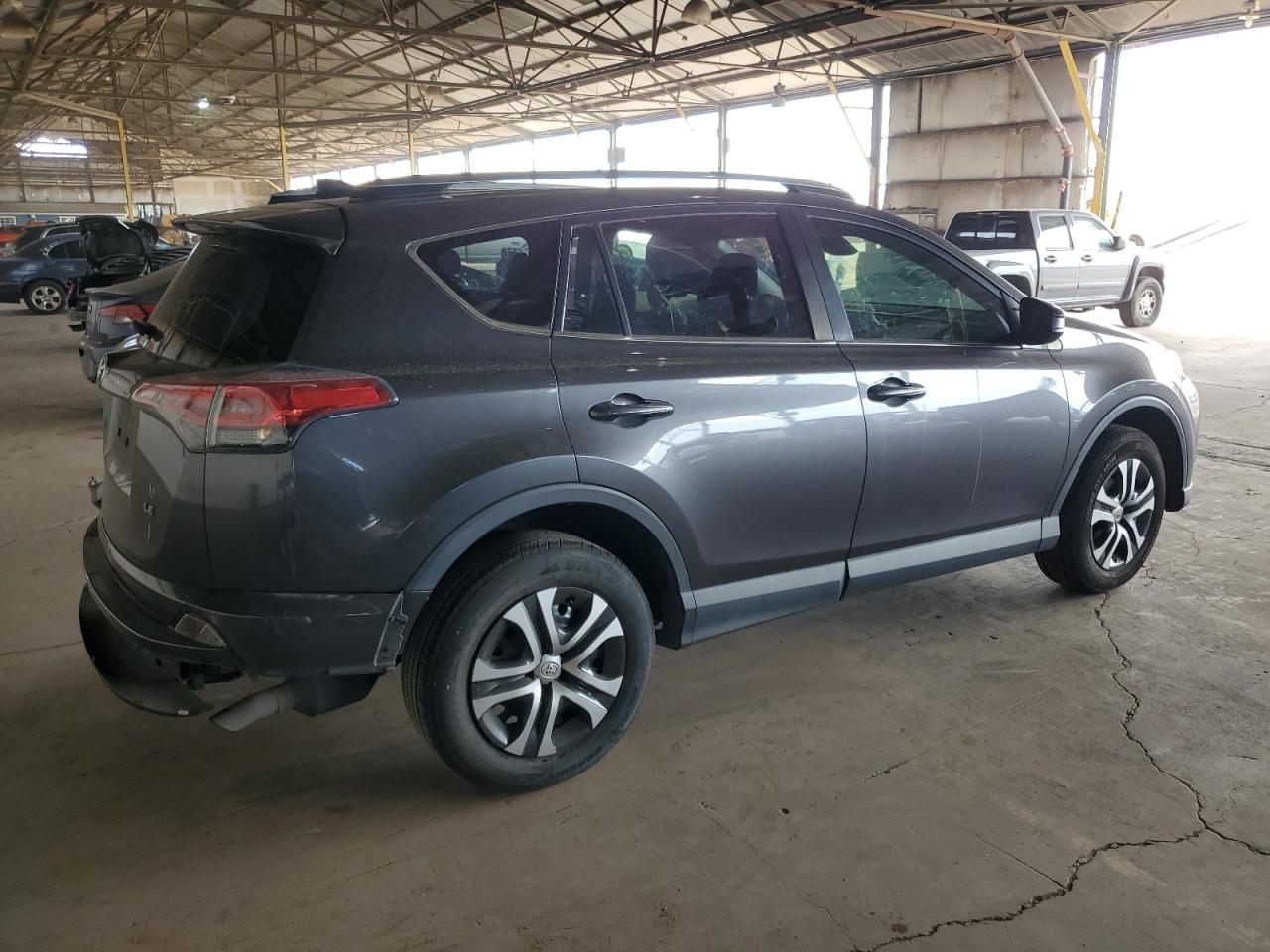 2017 Toyota Rav4 Le VIN: JTMZFREV5HJ121756 Lot: 66006874