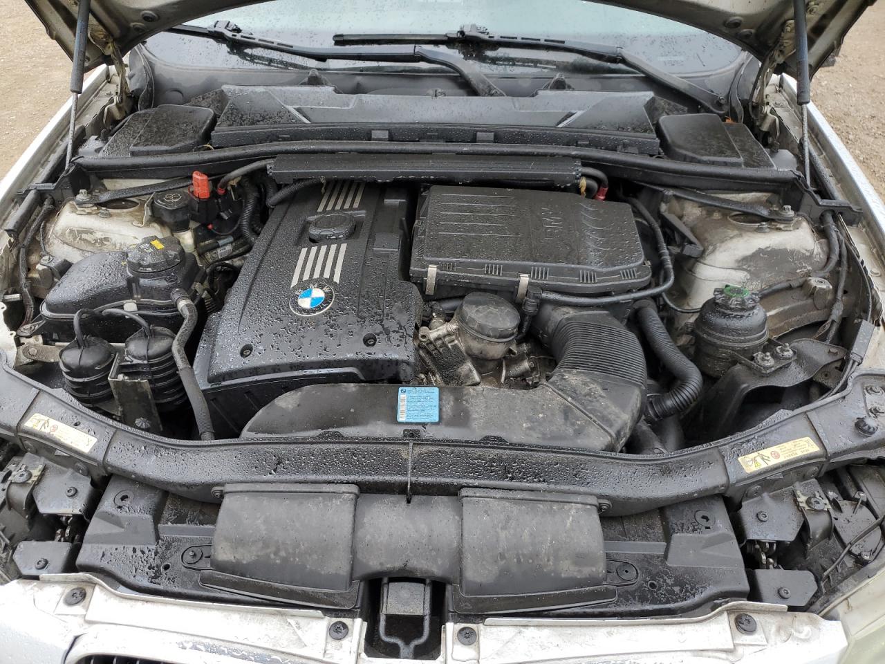 2009 BMW 335 Xi VIN: WBAPL33519A404041 Lot: 64011014