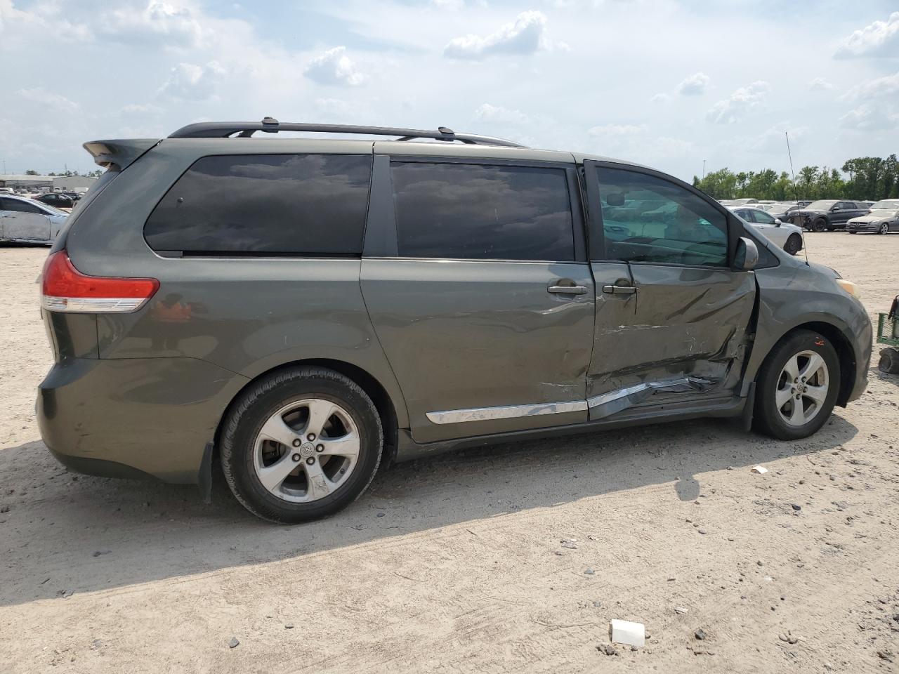 5TDKK3DC8CS263184 2012 Toyota Sienna Le 2012 Toyota Sienna Le VIN: 5TDKK3DC8CS263184 Lot: 67171934