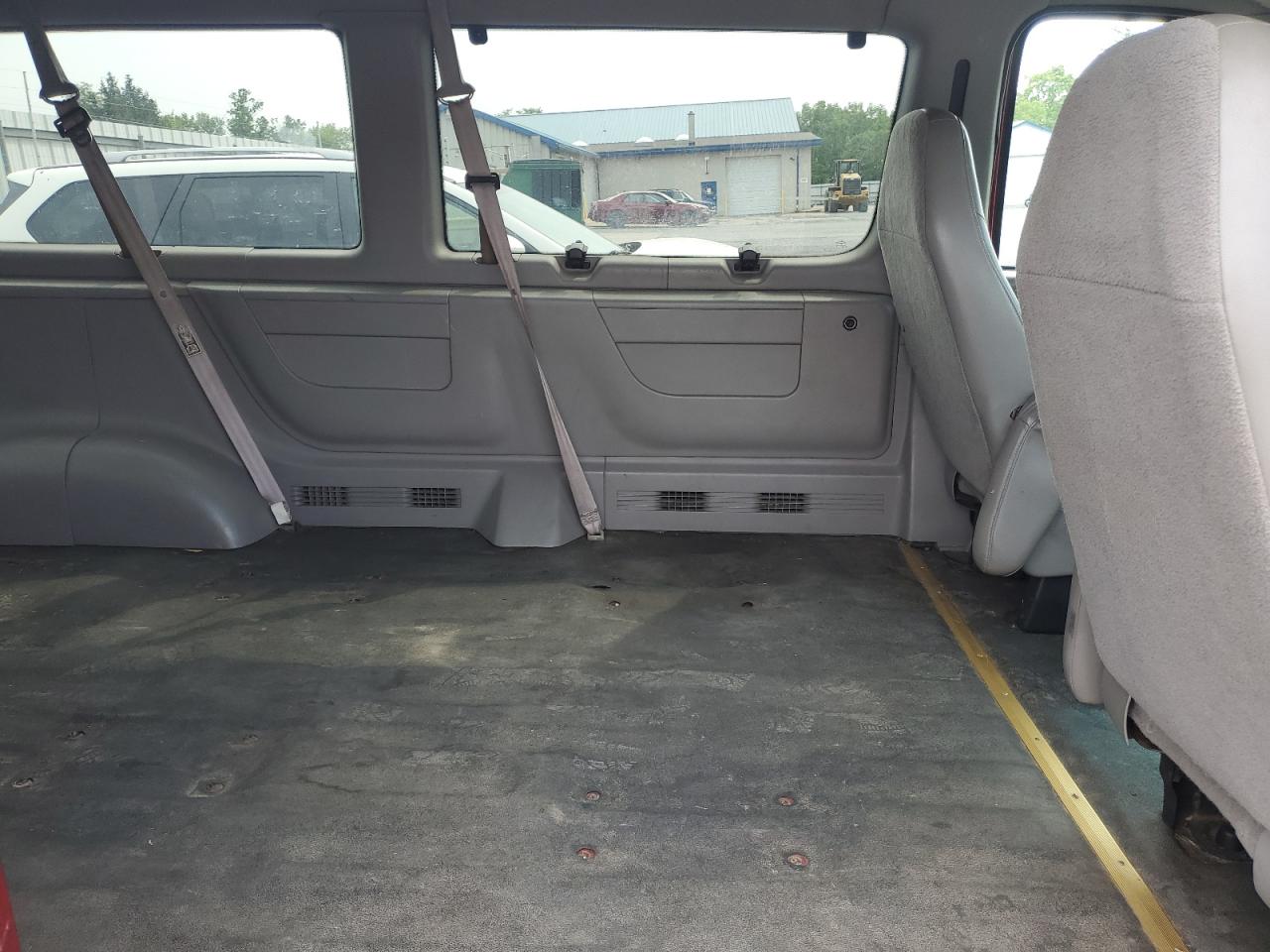 2001 Ford Econoline E150 Wagon VIN: 1FMRE11W41HB18424 Lot: 65791614