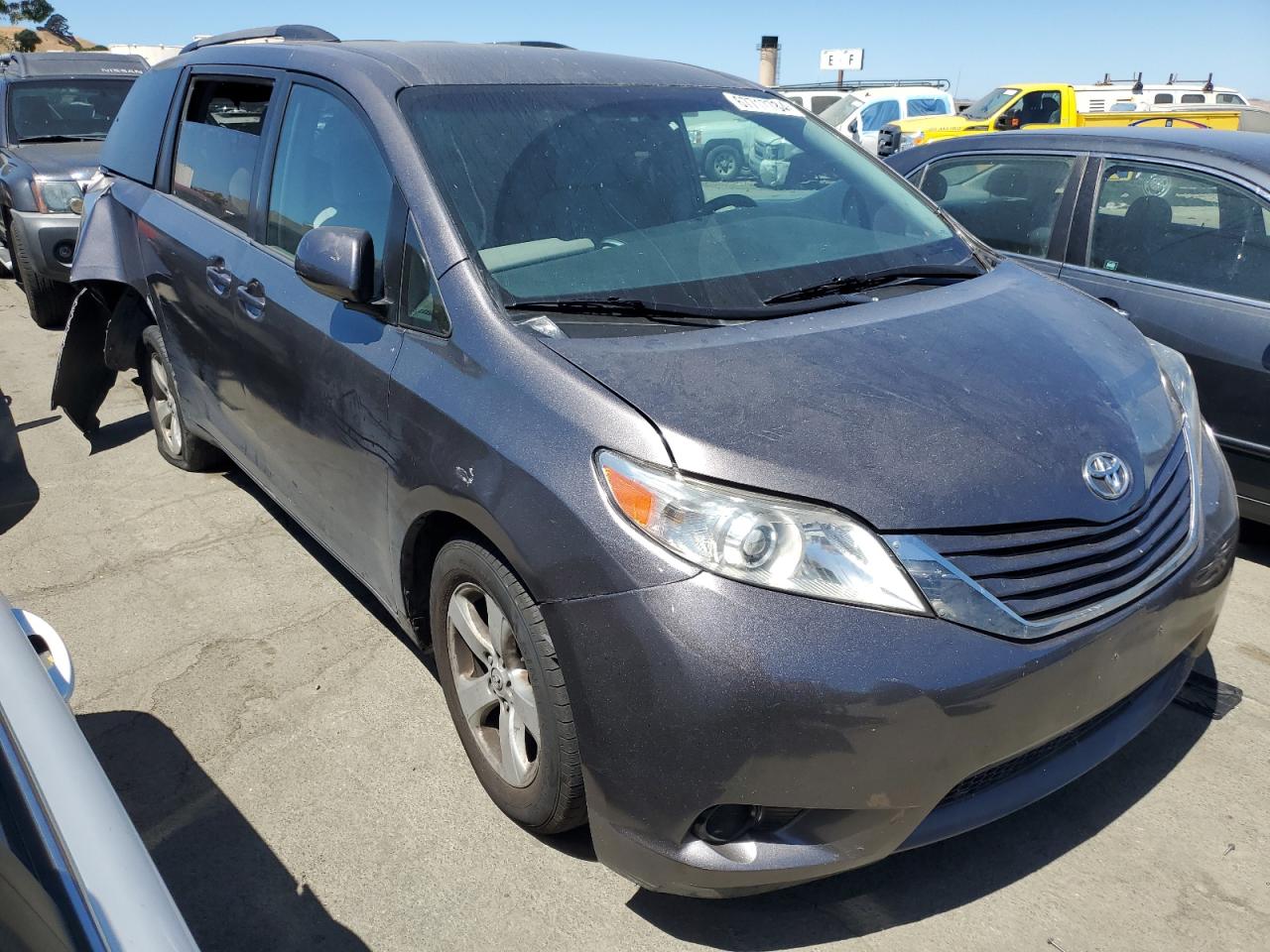 5TDKK3DC9FS563014 2015 Toyota Sienna Le