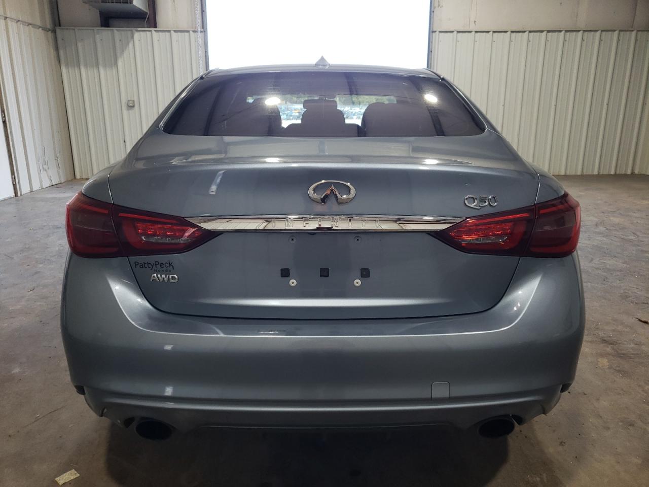 JN1EV7ARXJM437885 2018 Infiniti Q50 Luxe