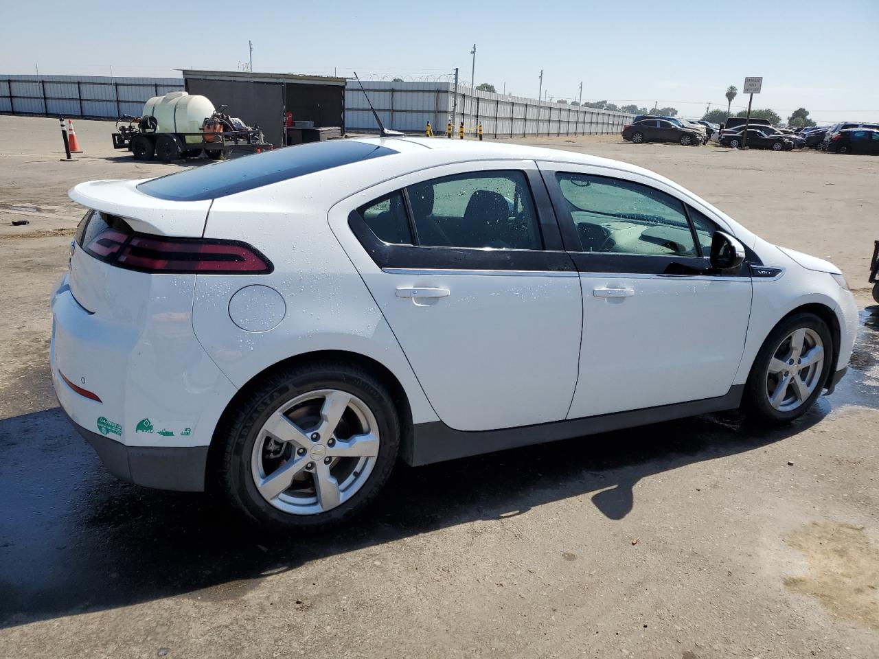 2014 Chevrolet Volt - Image 3