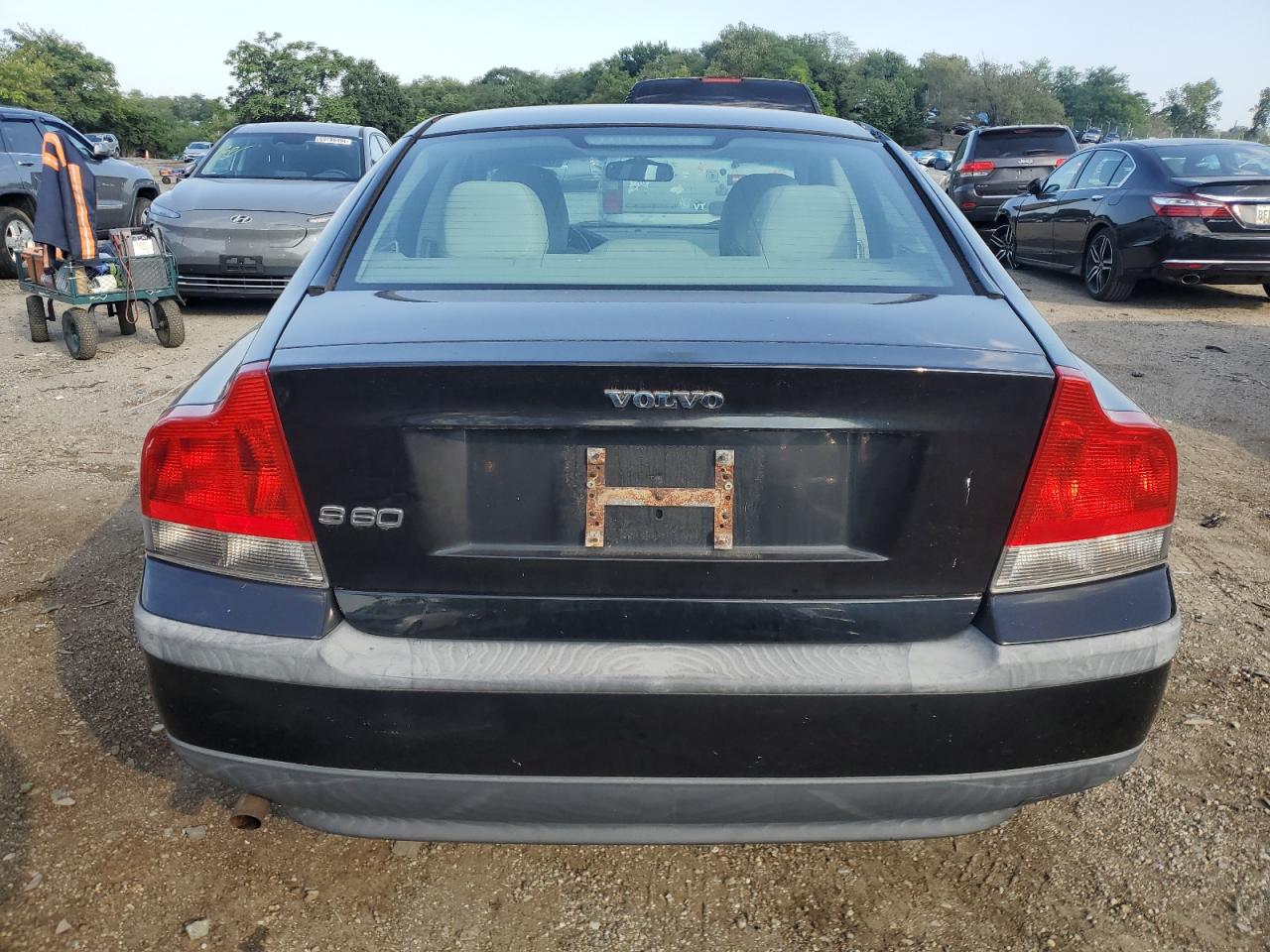 2004 Volvo S60 VIN: YV1RS64A042345721 Lot: 69209664