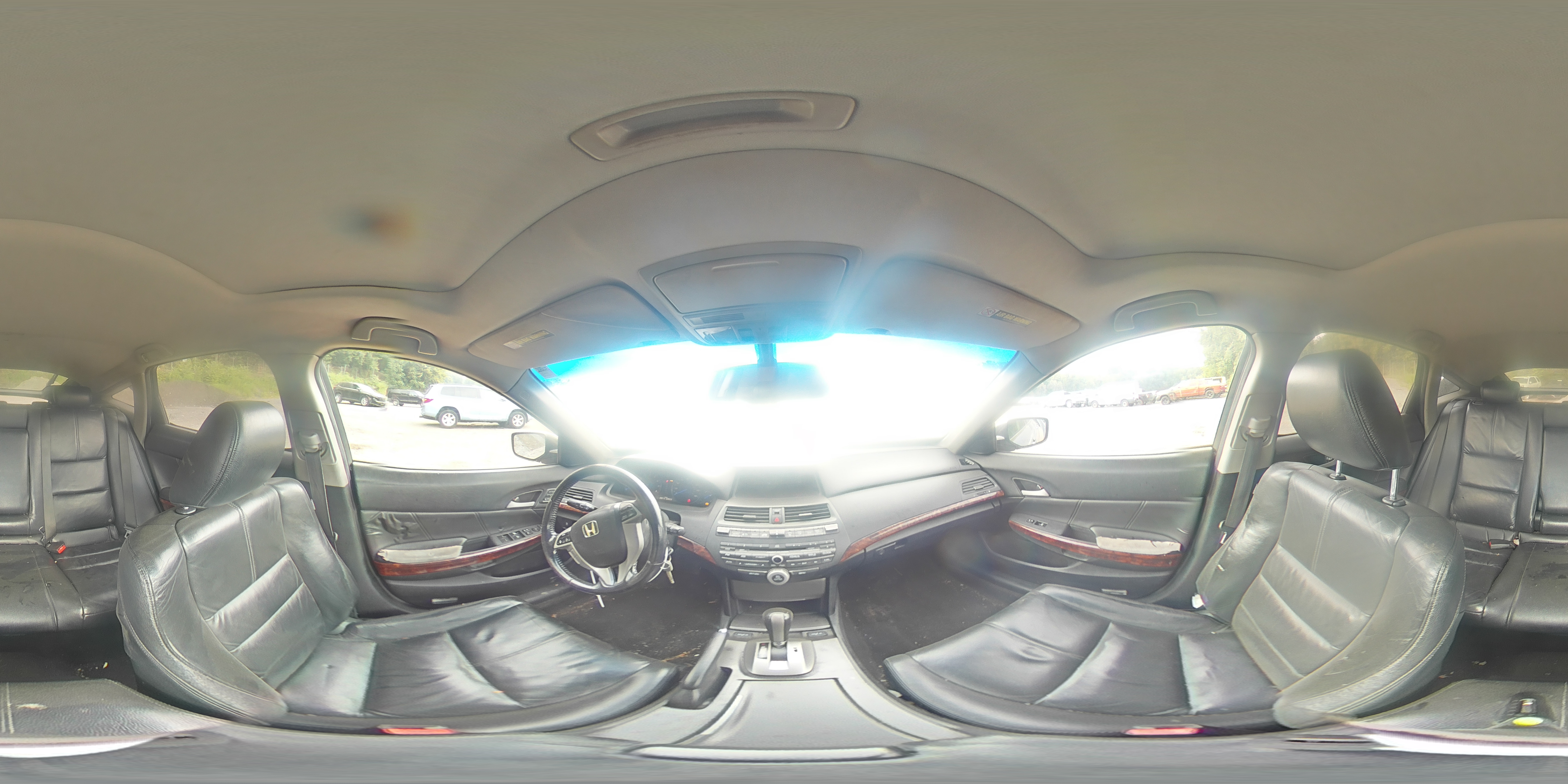 2010 Honda Accord - Image 12