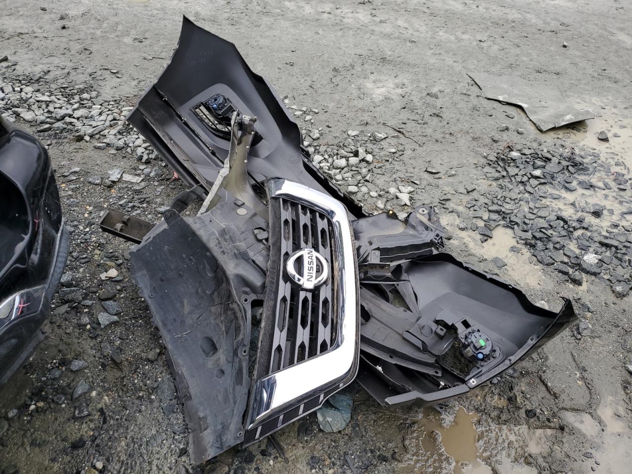 2018 Nissan Pathfinder S VIN: 5N1DR2MM7JC607685 Lot: 62083494