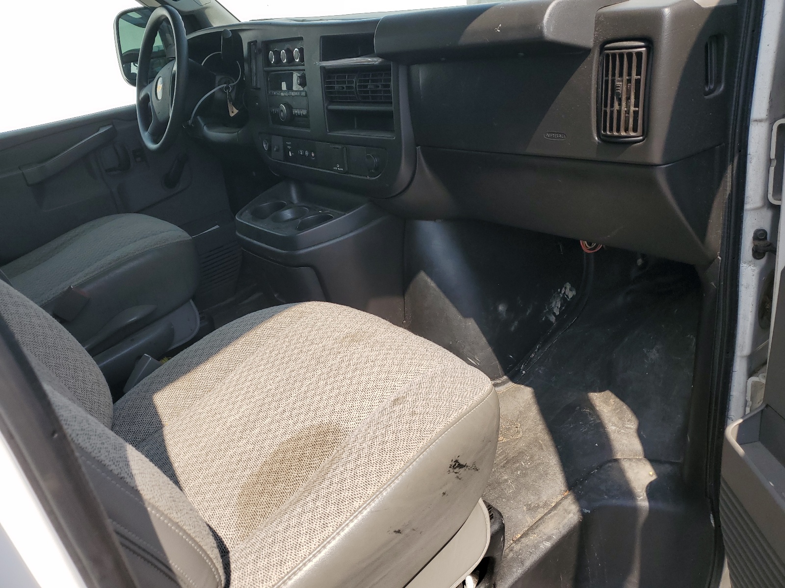 1GB0GRFG5K1238397 2014 Chevrolet Express G3500