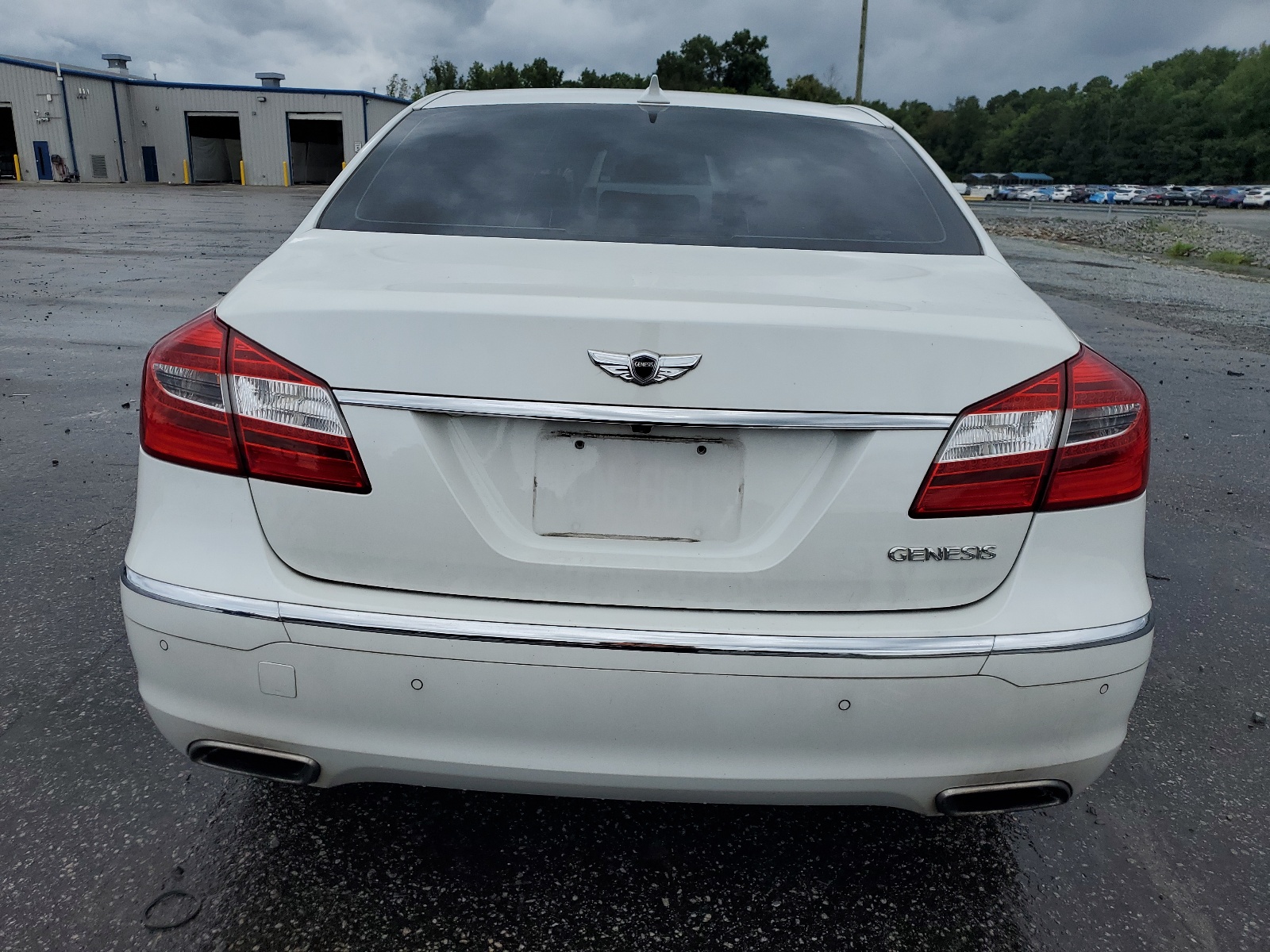 2013 Hyundai Genesis 3.8L vin: KMHGC4DD7DU221194