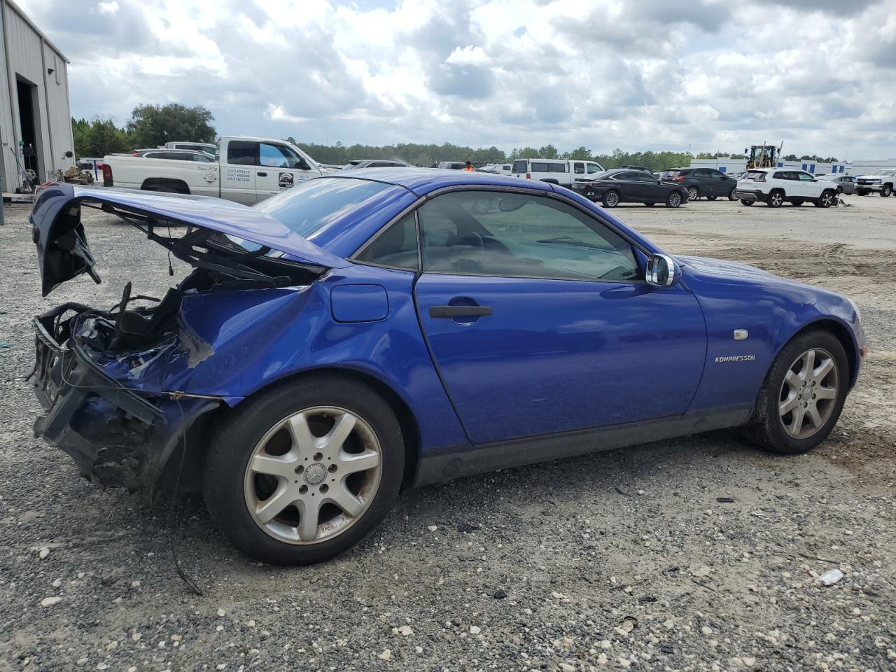 1999 Mercedes-Benz Slk 230 Kompressor VIN: WDBKK47F1XF119685 Lot: 67641304