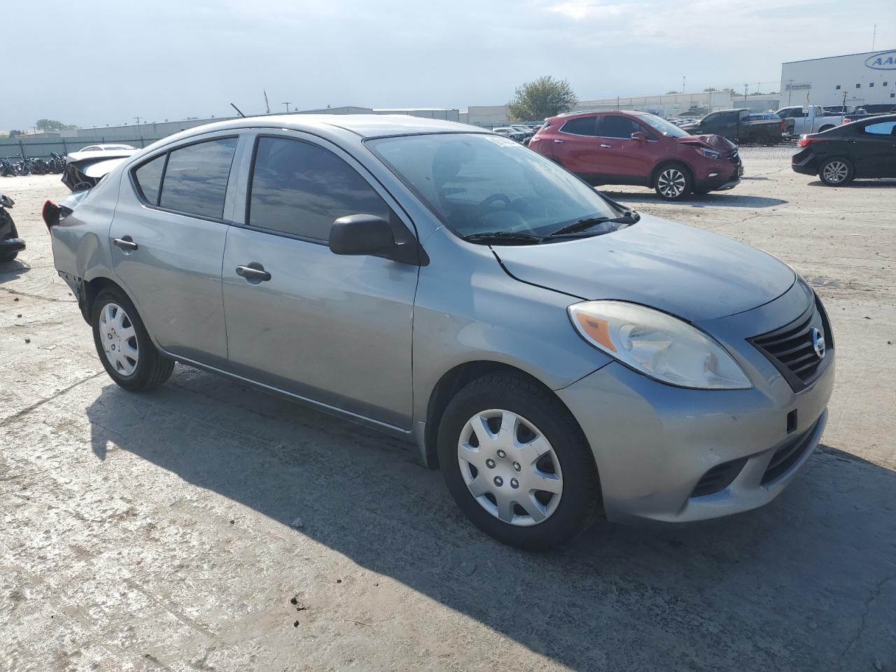 2014 Nissan Versa - Image 4