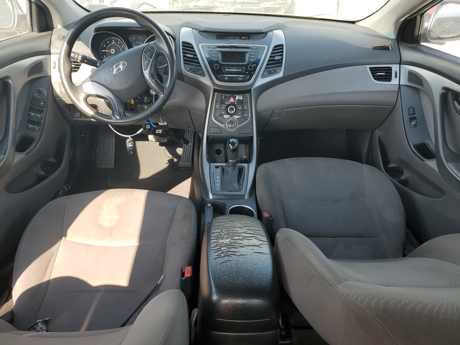 5NPDH4AE9GH706800 2016 Hyundai Elantra Se