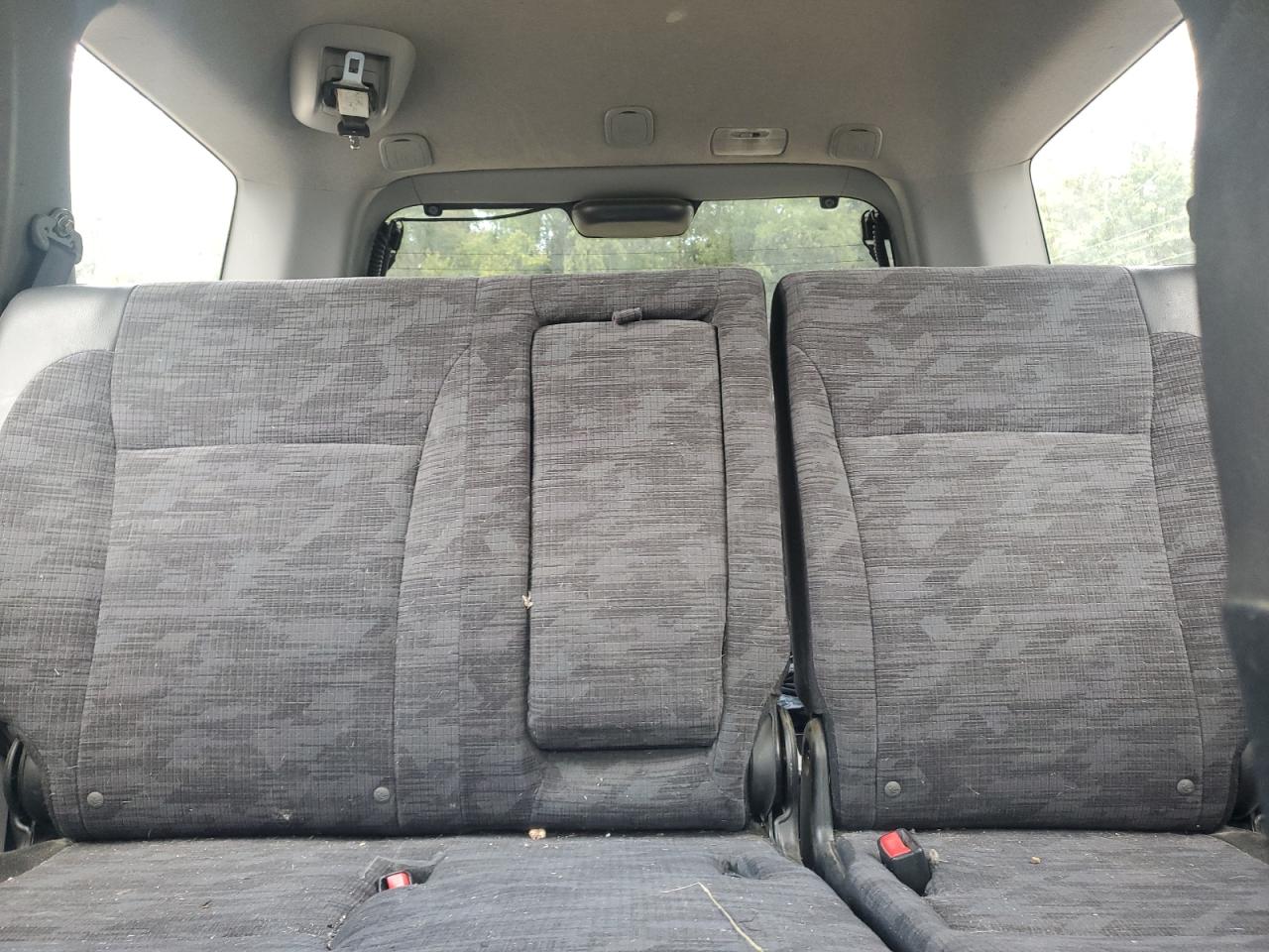 2004 Honda Cr-V Lx VIN: JHLRD78424C013805 Lot: 69052934