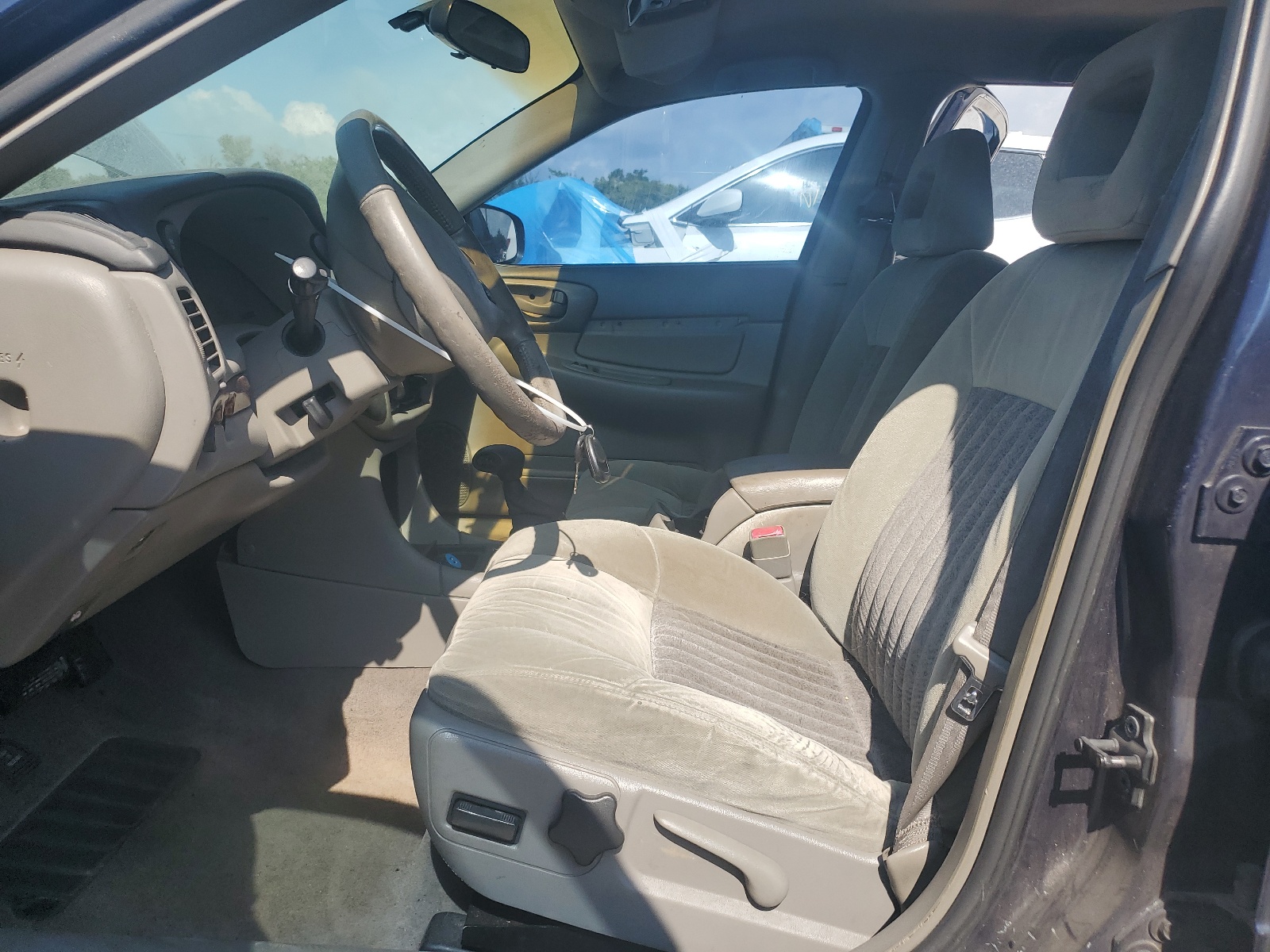 2G1WH55K8Y9215968 2000 Chevrolet Impala Ls