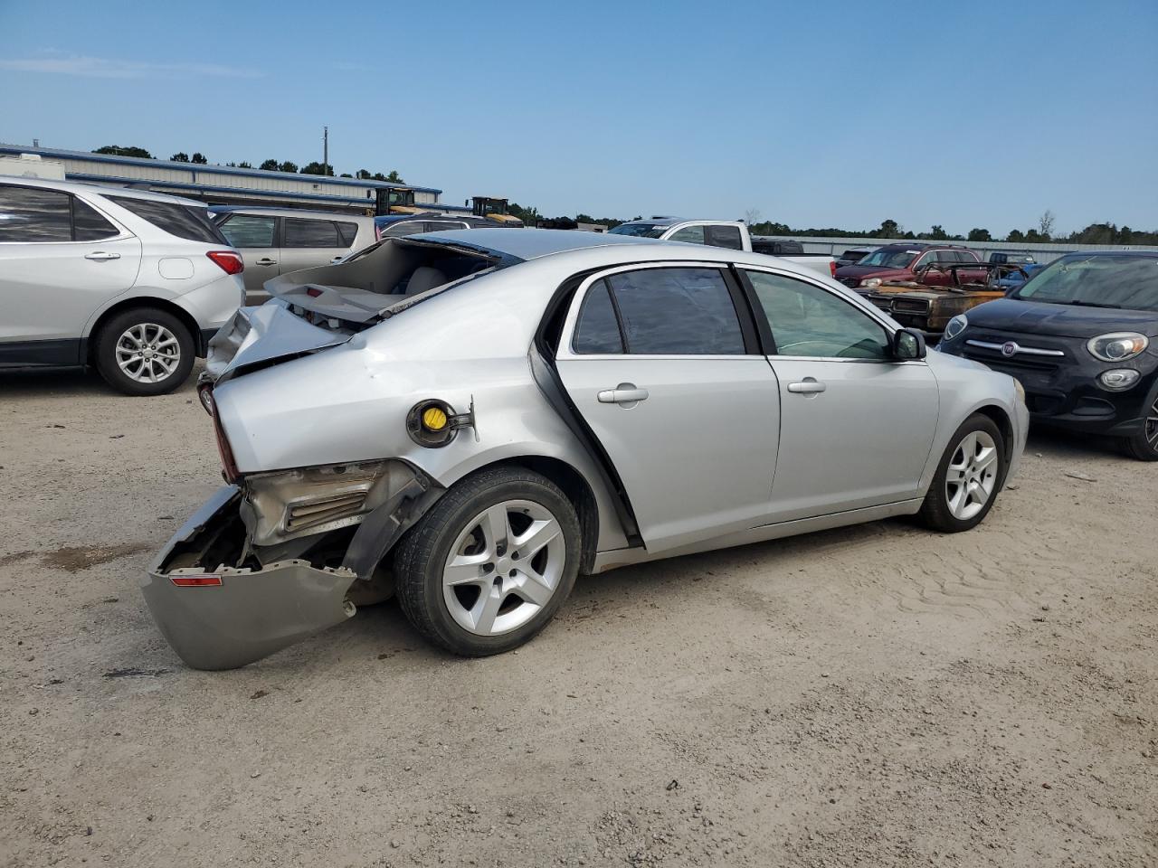 2011 Chevrolet Malibu - Image 3