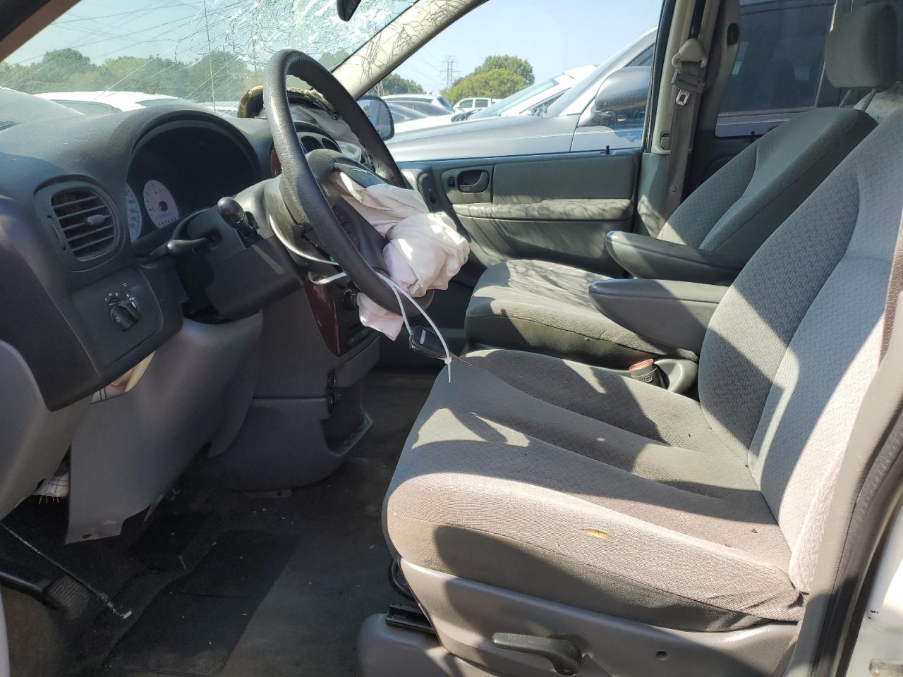 2005 Chrysler Town & Country VIN: 1C4GP45R25B431802 Lot: 68373774