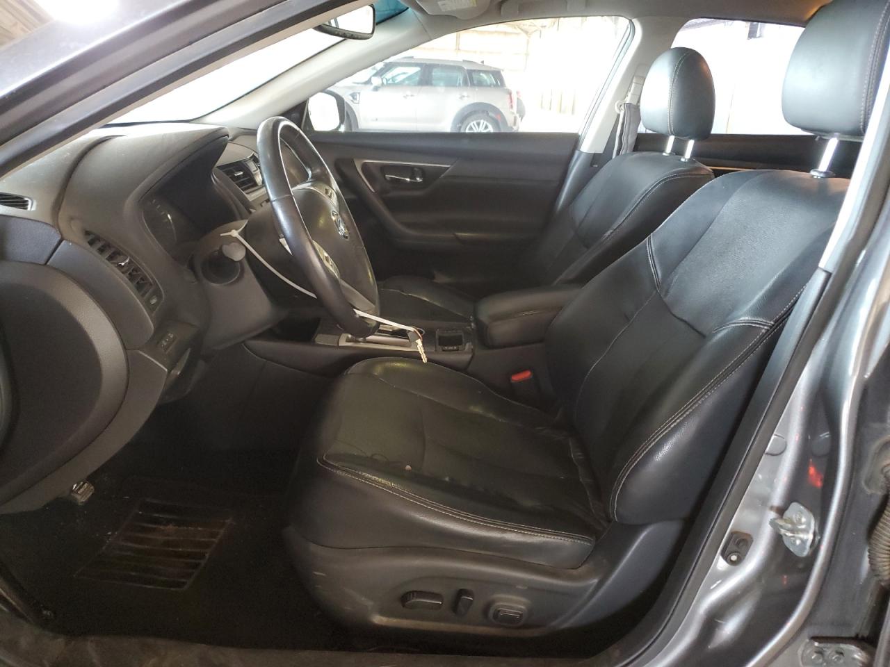 2017 Nissan Altima - Image 7