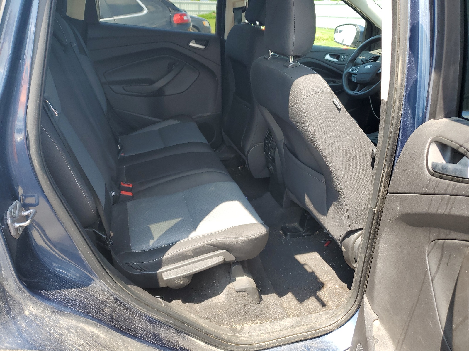 1FMCU9GD6JUC25639 2018 Ford Escape Se