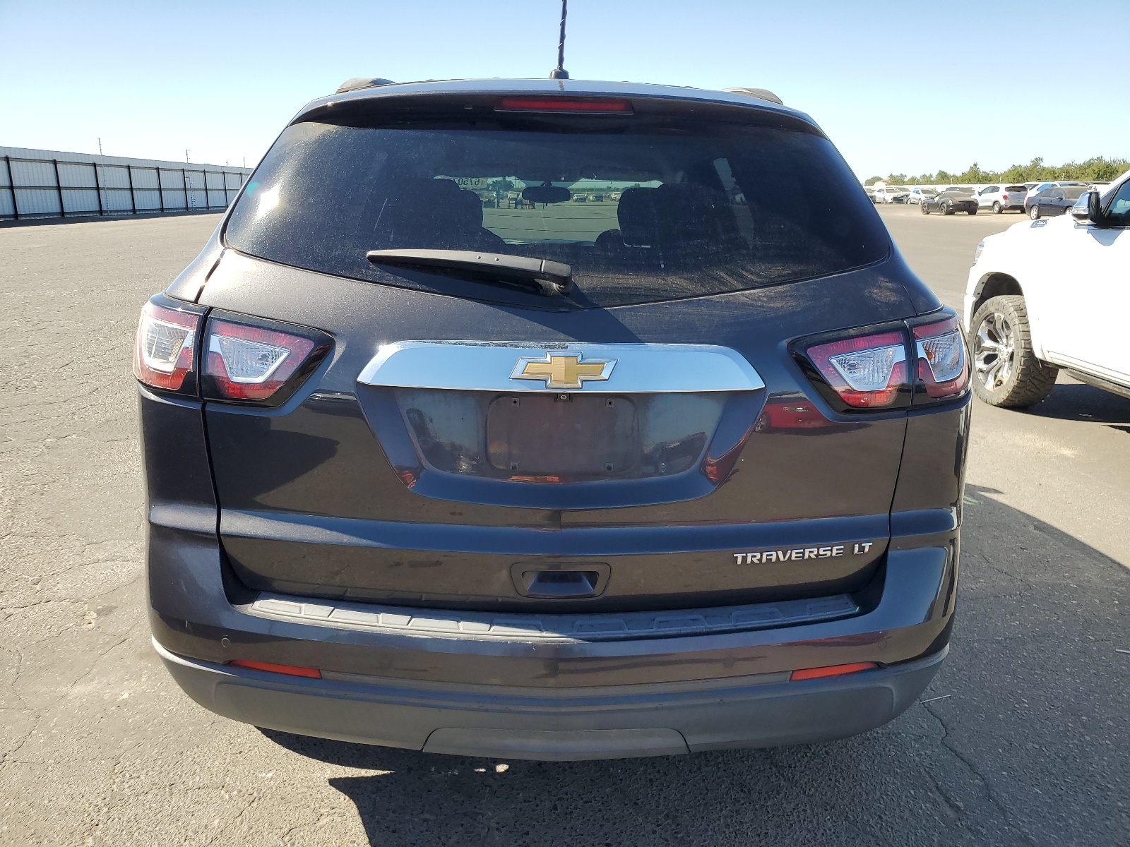 1GNKRGKD2EJ125128 2014 Chevrolet Traverse Lt