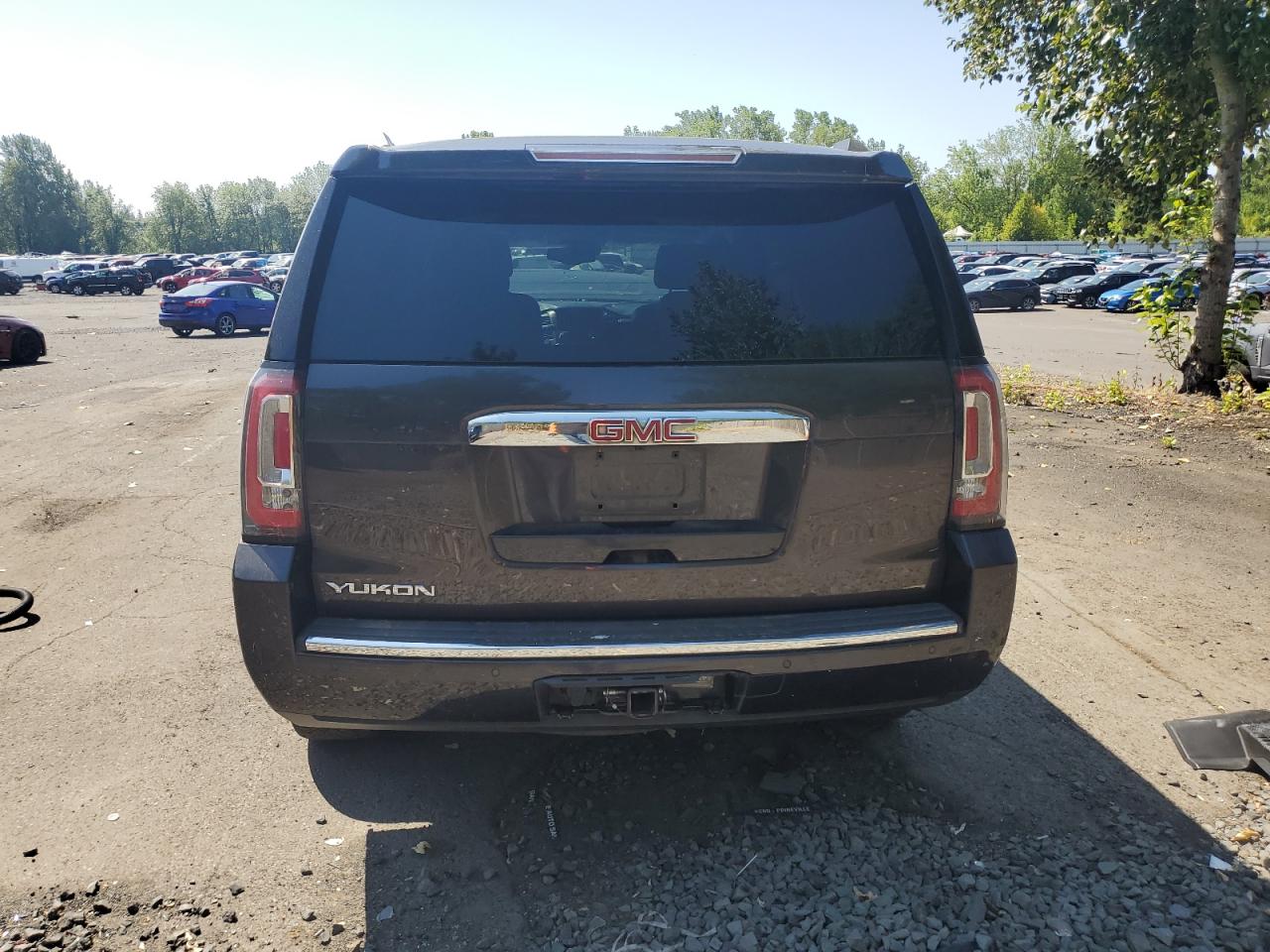 1GKS2CKJ7JR179097 2018 GMC Yukon Denali