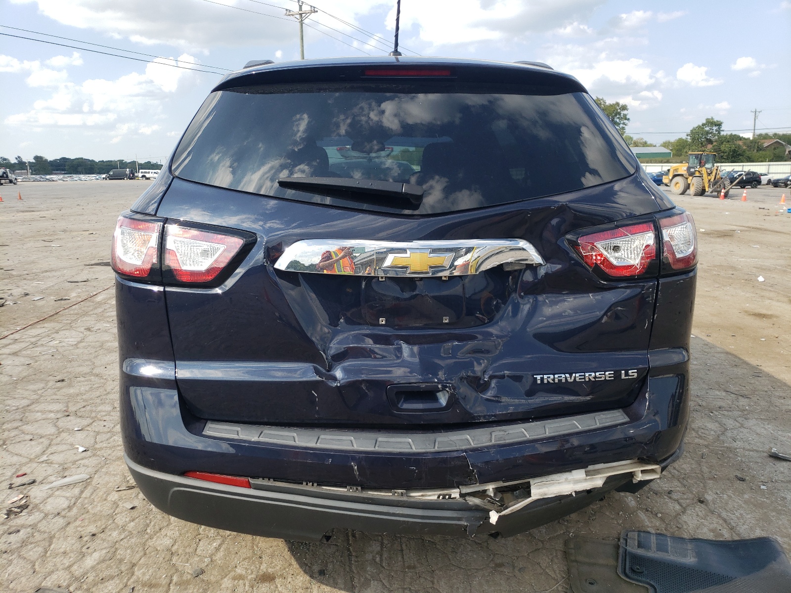 1GNKRFED5FJ188876 2015 Chevrolet Traverse Ls