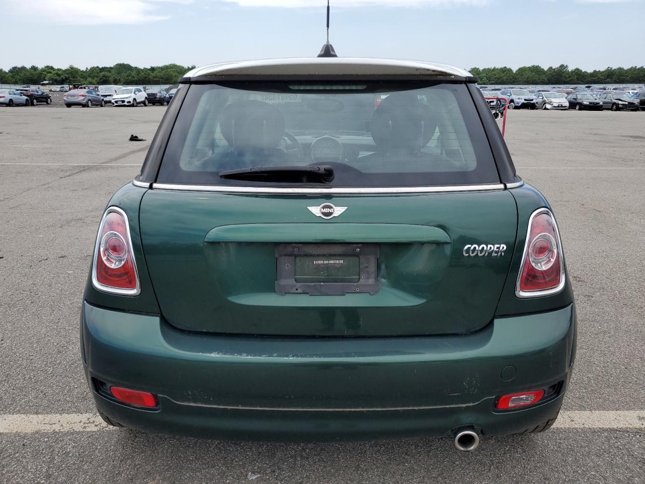 2011 Mini Cooper VIN: WMWSU3C50BT094255 Lot: 65491334