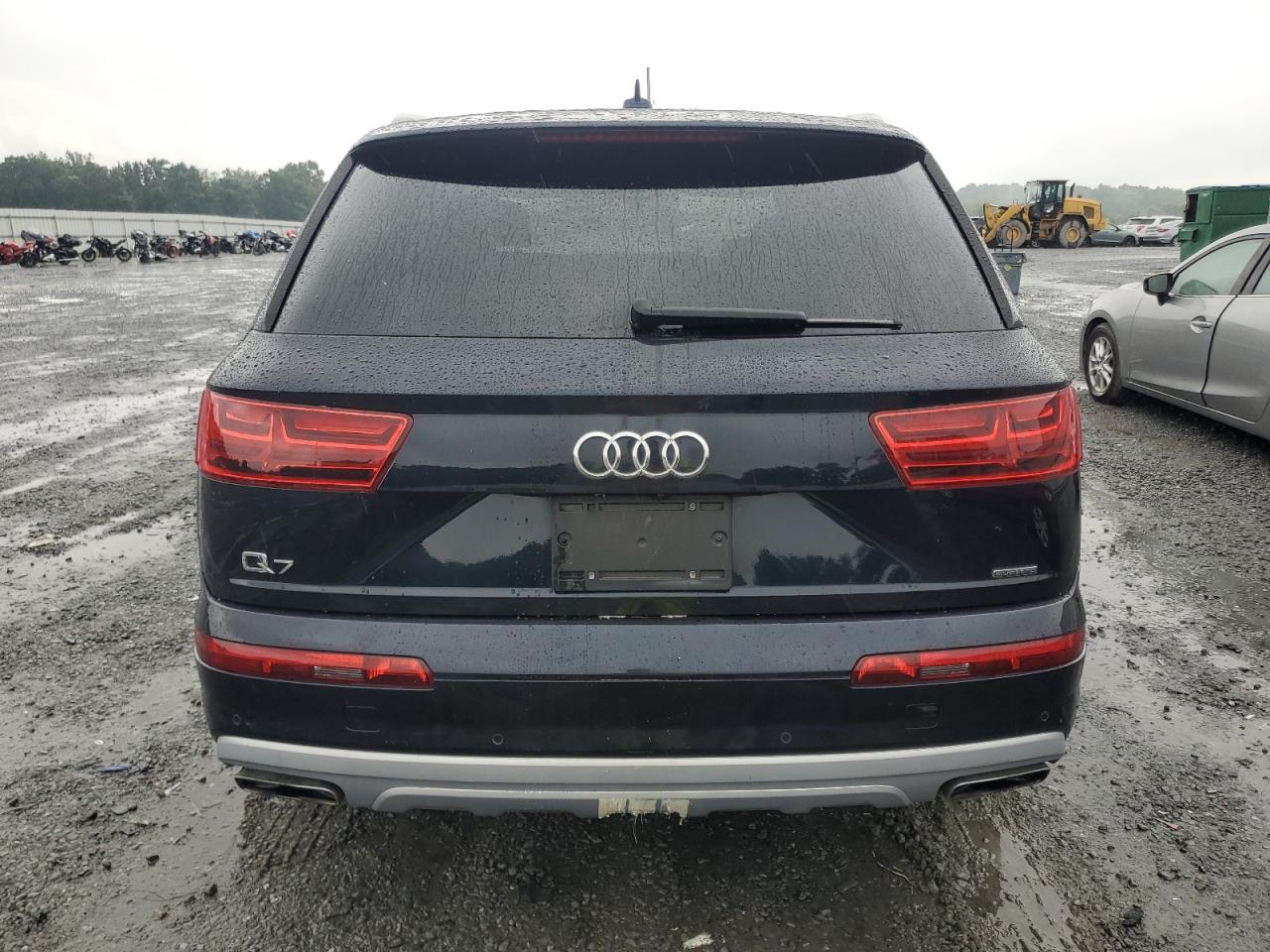 WA1AHAF77HD048763 2017 Audi Q7 Premium