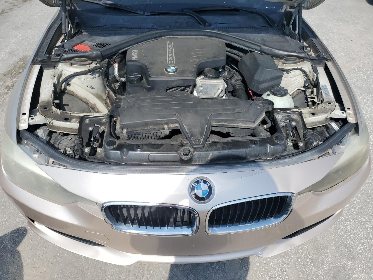 WBA3B1C52EP679091 2014 BMW 320 I