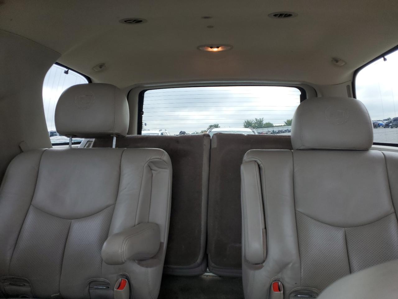 2004 Cadillac Escalade Luxury VIN: 1GYEC63T74R102641 Lot: 67854934