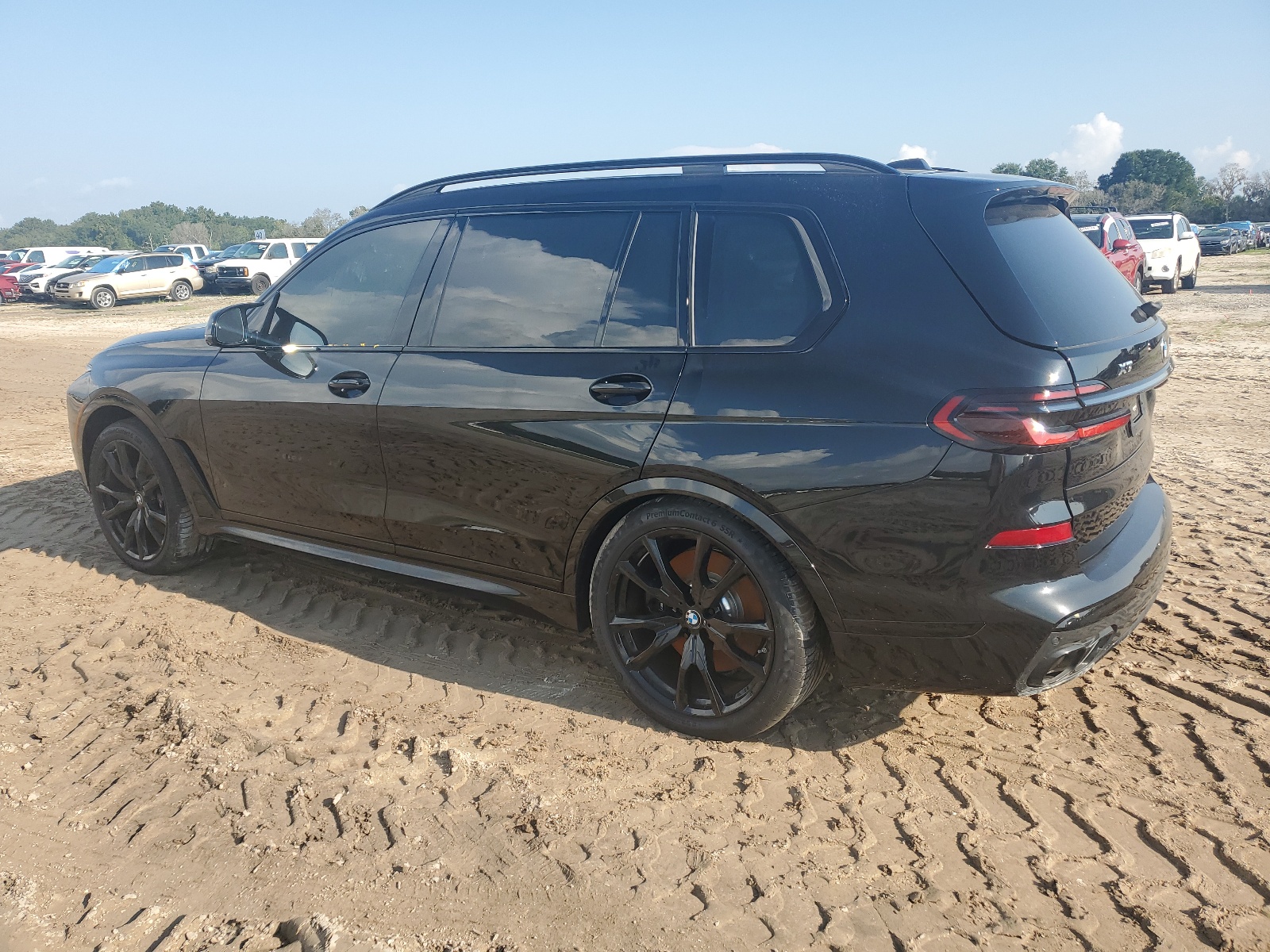 5UX33EM04R9S85451 2024 BMW X7 M60I