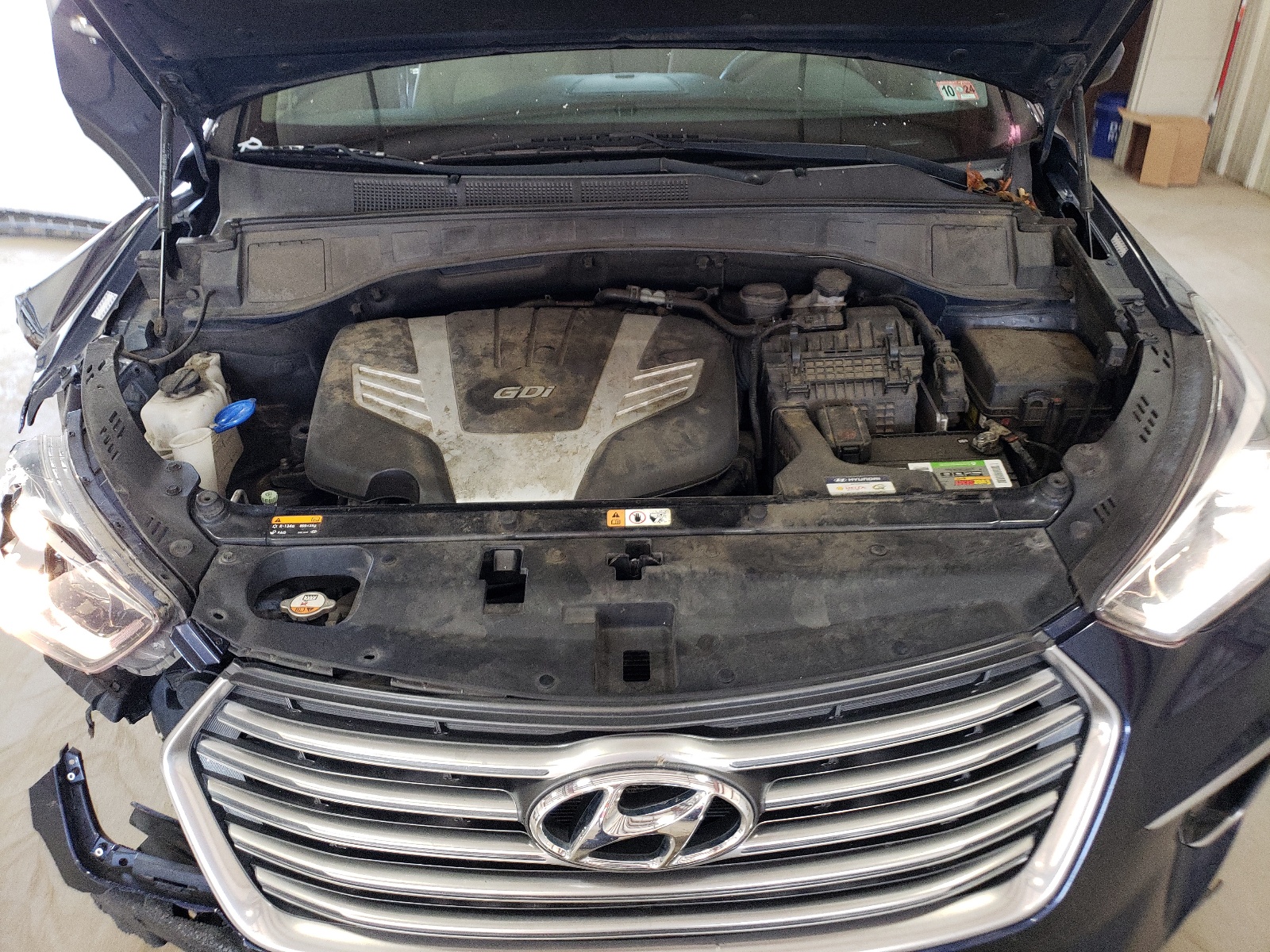 KM8SMDHF8HU216708 2017 Hyundai Santa Fe Se