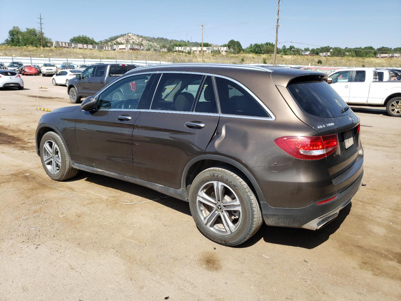 WDC0G4KB0HF209128 2017 MERCEDES-BENZ GLC - Image 2