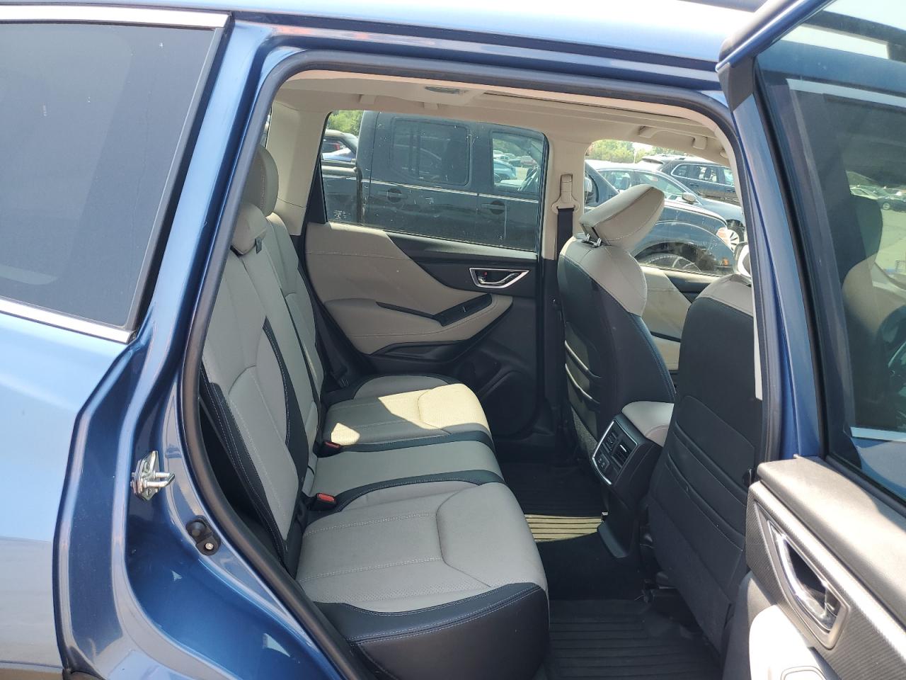 2020 Subaru Forester Limited VIN: JF2SKAUC1LH557620 Lot: 64977424