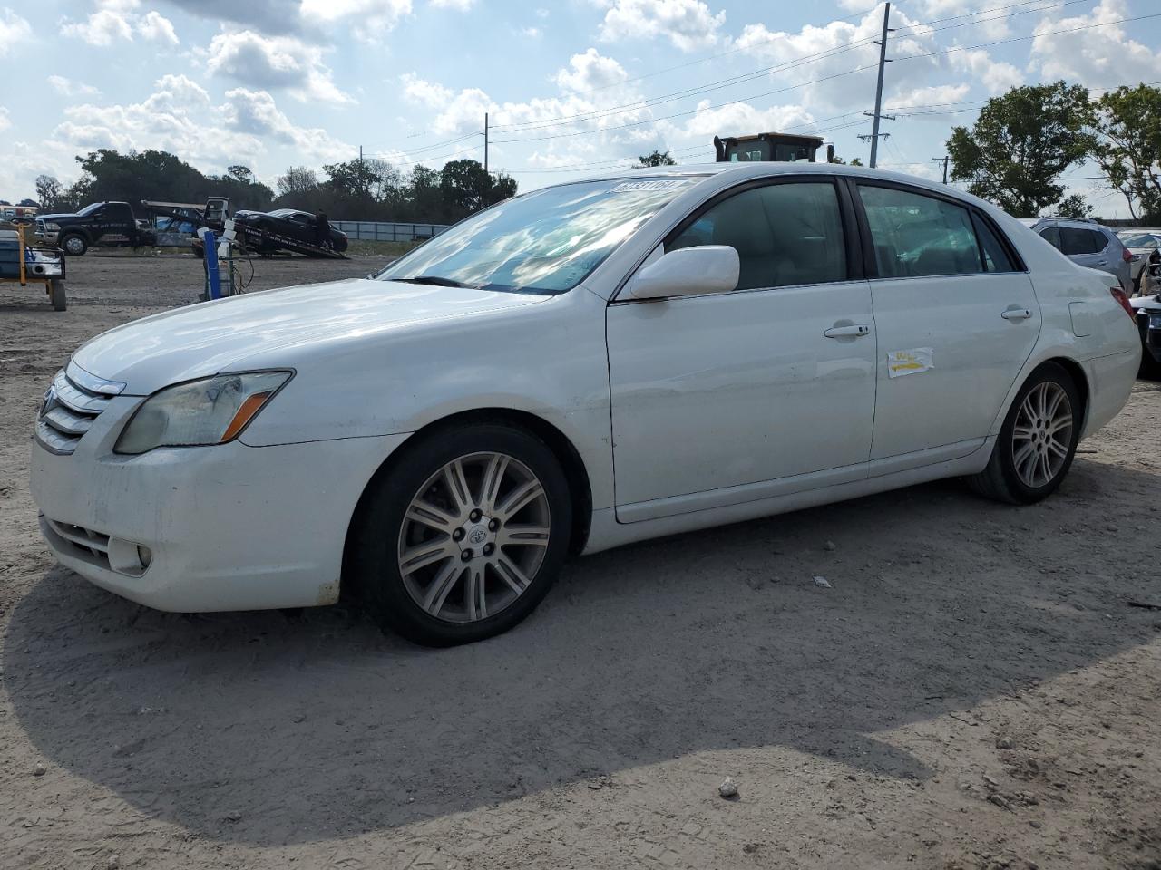 2005 Toyota Avalon Xl VIN: 4T1BK36BX5U005229 Lot: 67331164