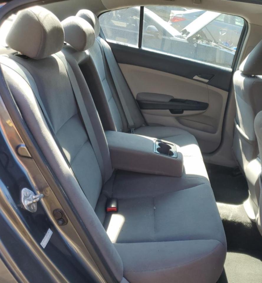 2012 Honda Accord - Image 10
