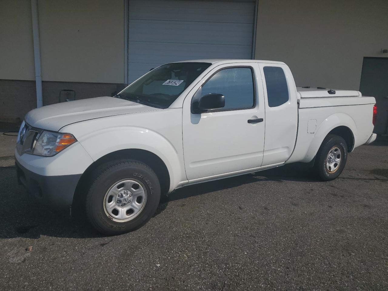 1N6BD0CT4HN718259 2017 NISSAN NAVARA - Image 1