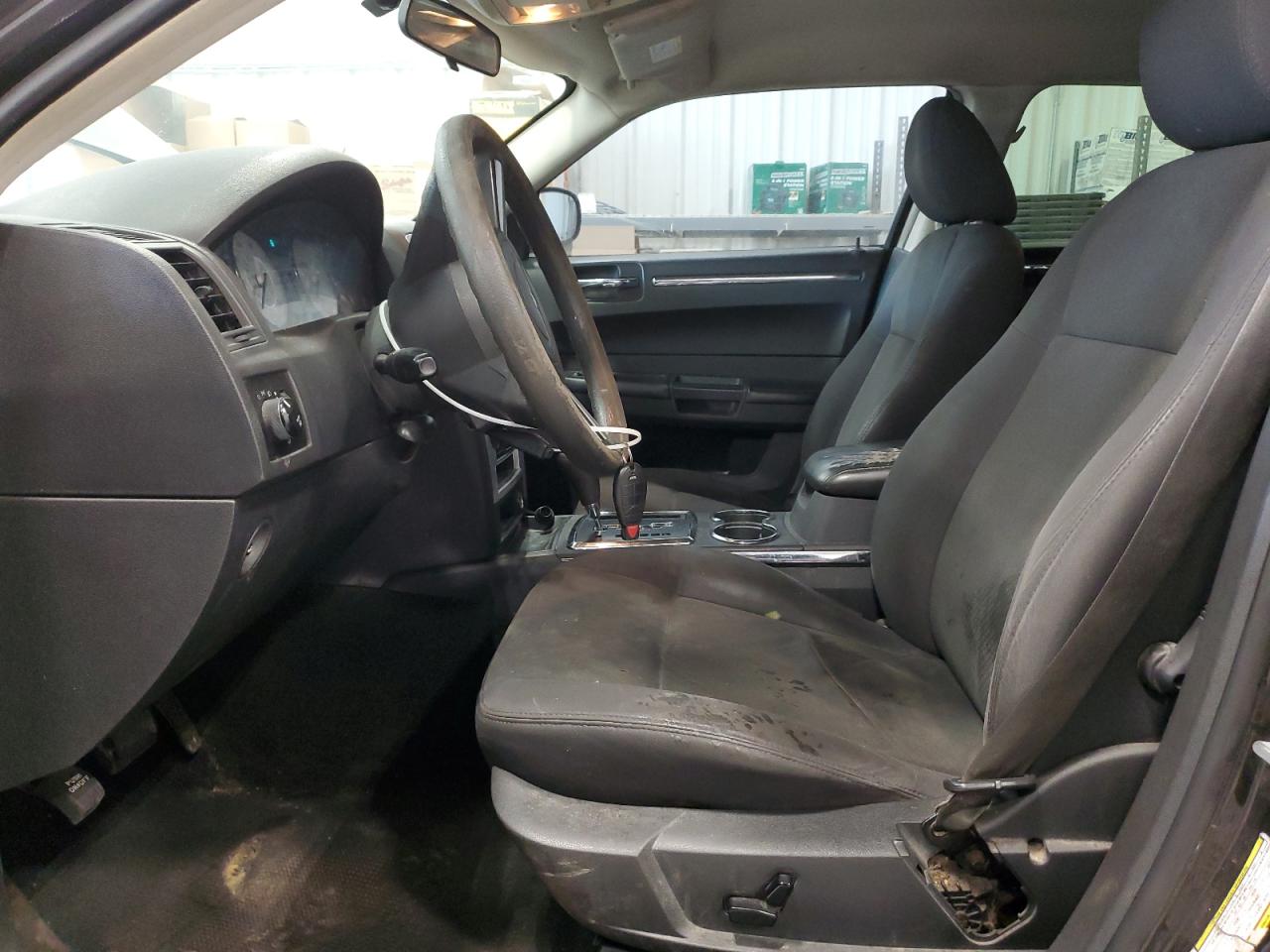 2010 Chrysler 300 Touring VIN: 2C3CA4CD1AH276480 Lot: 68233294