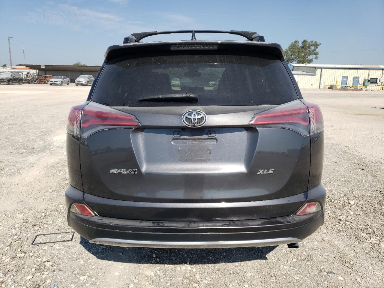 2017 Toyota Rav4 Xle VIN: JTMWFREV2HJ712677 Lot: 68189904