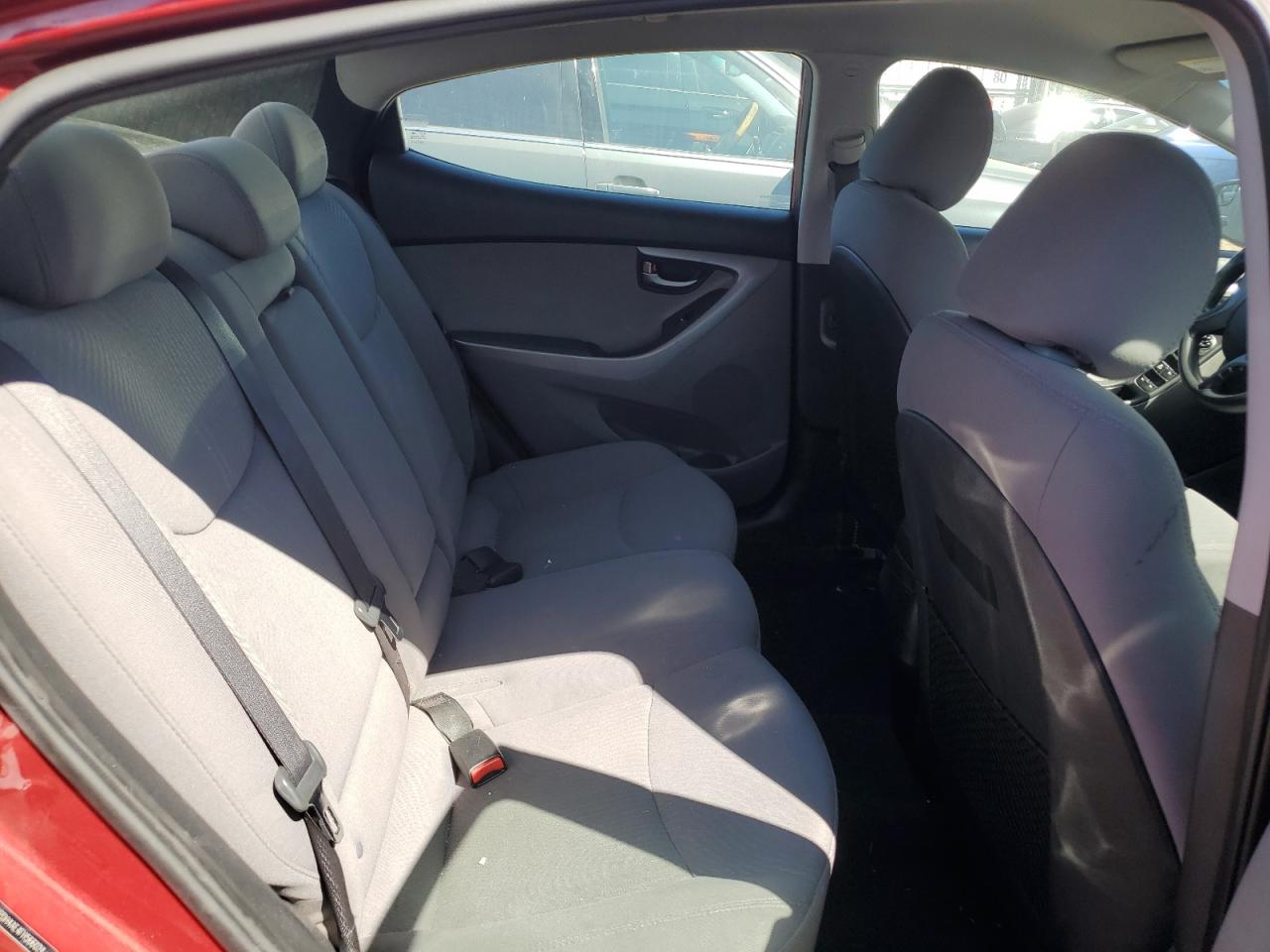 2015 Hyundai Elantra Se VIN: 5NPDH4AE4FH566024 Lot: 67713304